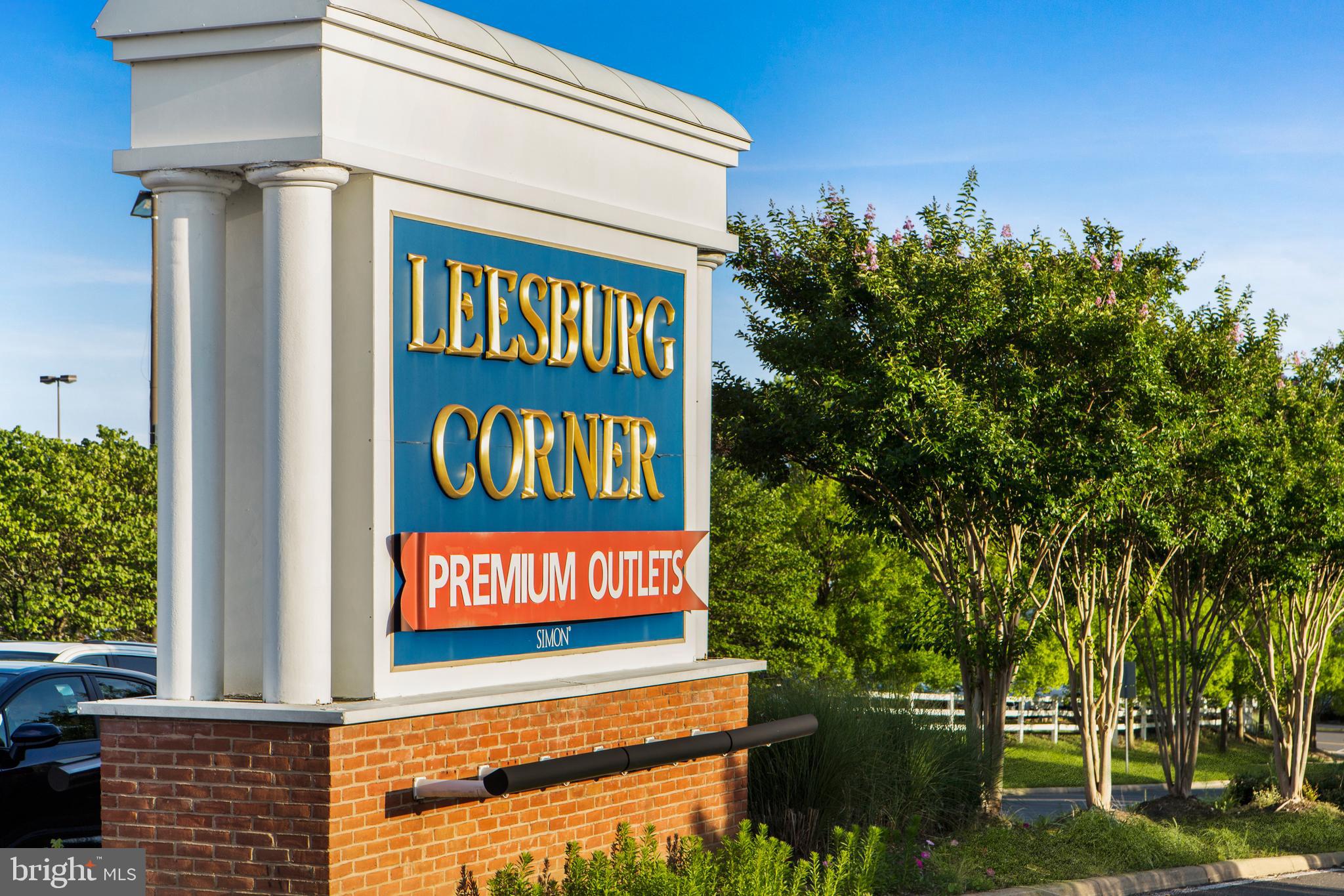 938 WARLANDER DRIVE SW