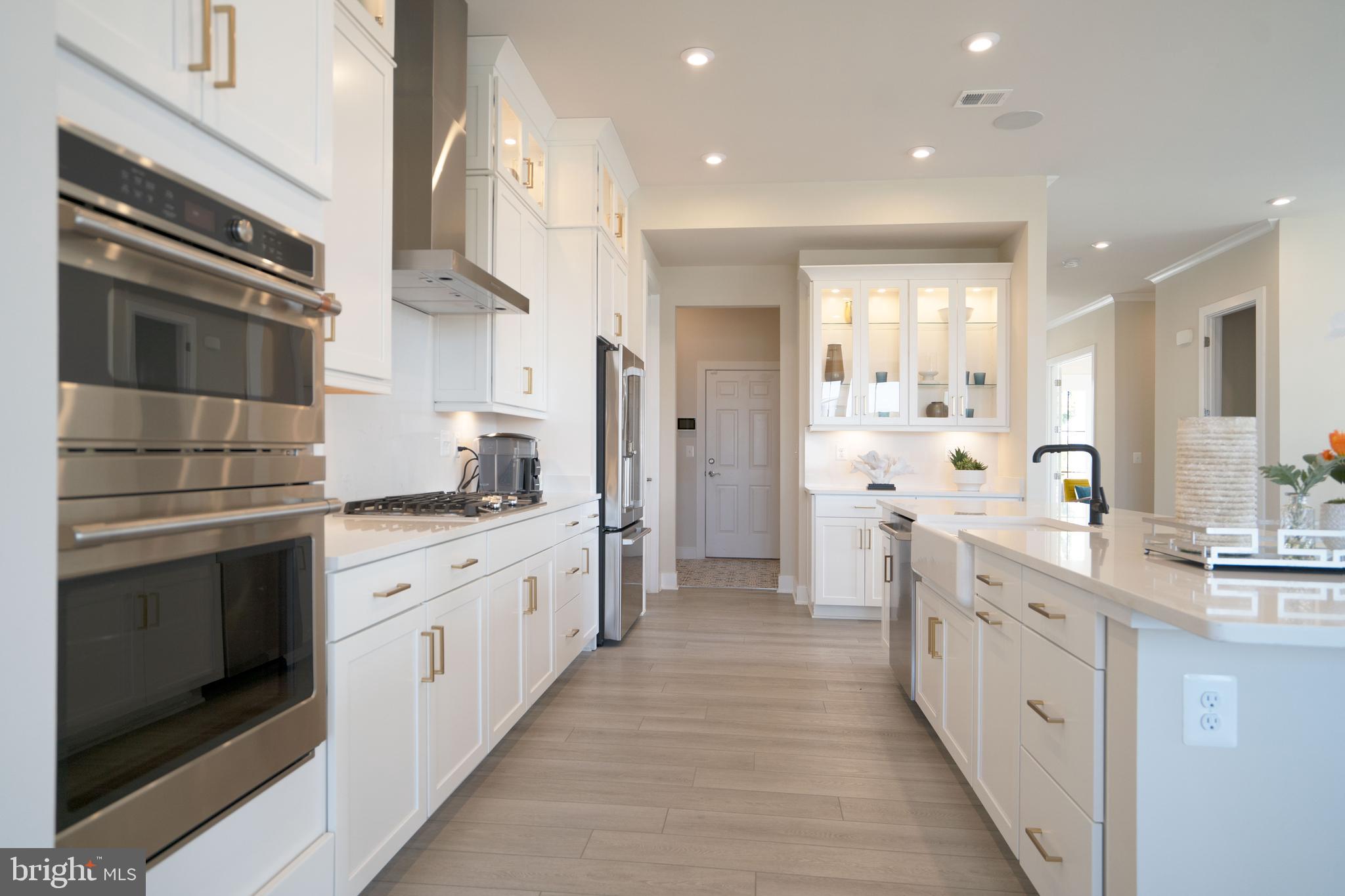 938 WARLANDER DRIVE SW