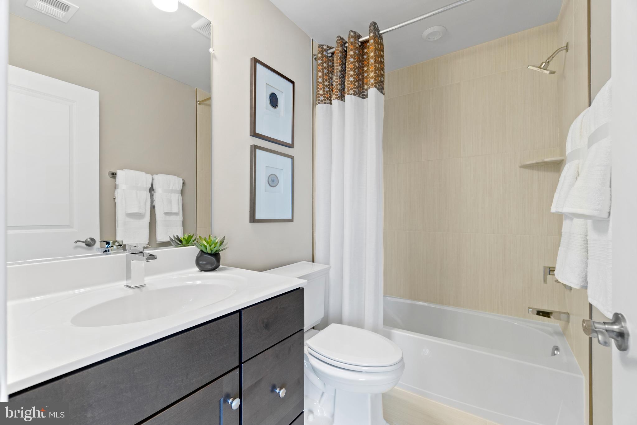 938 WARLANDER DRIVE SW