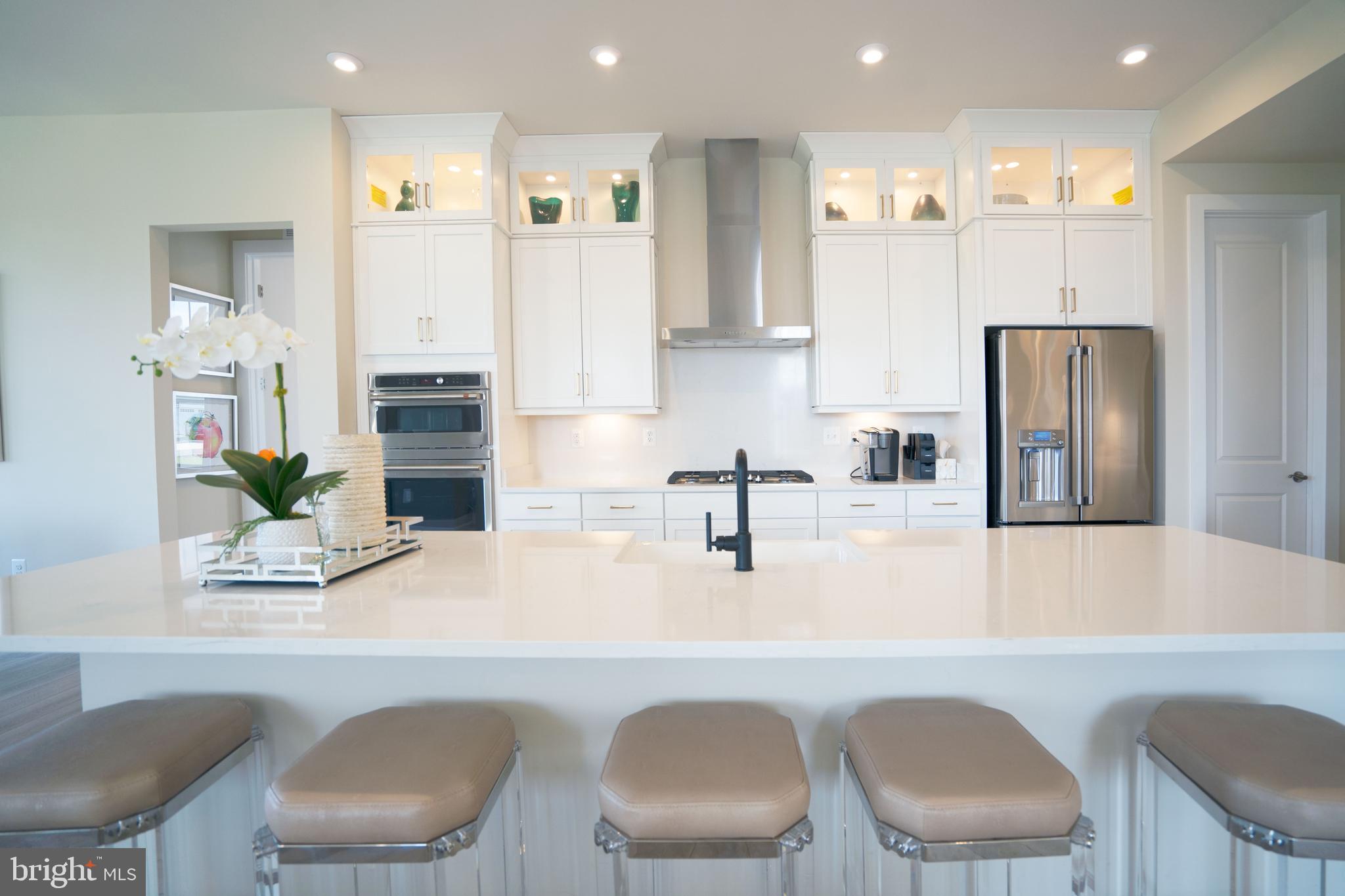 938 WARLANDER DRIVE SW