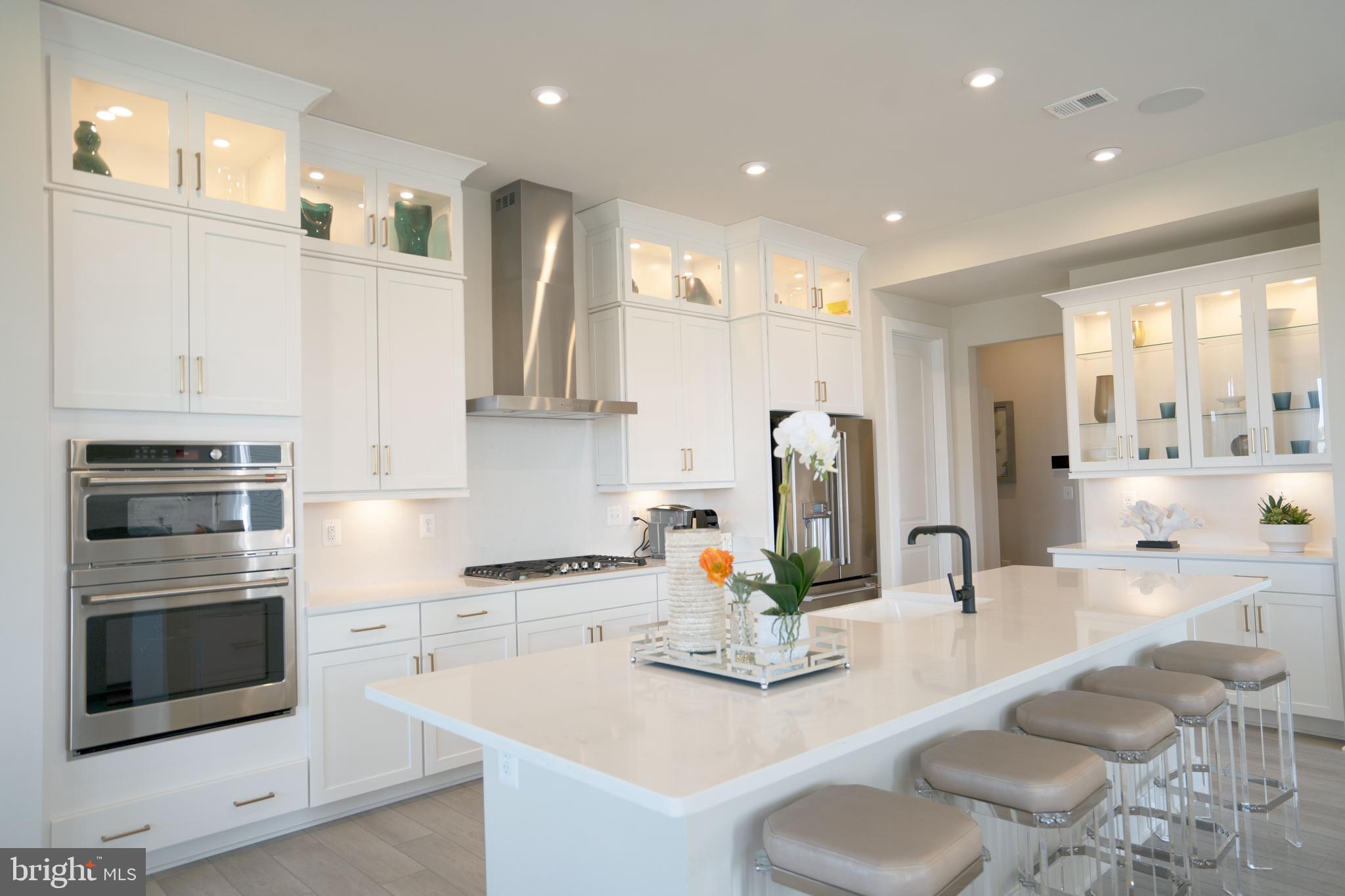 938 WARLANDER DRIVE SW