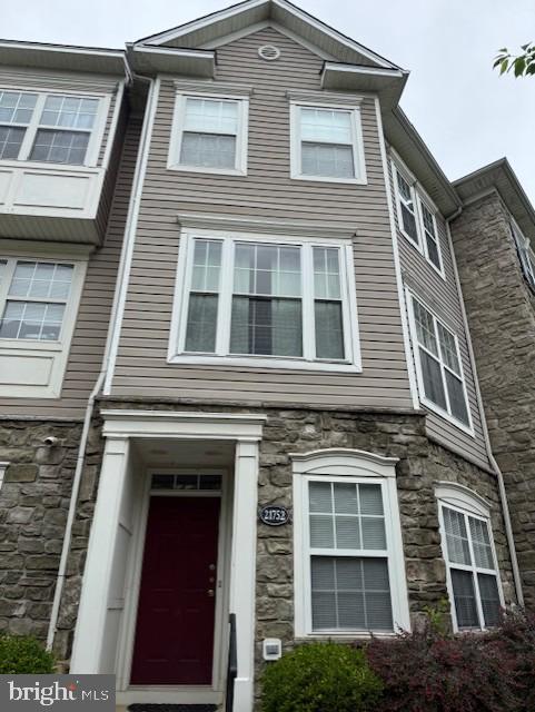 21752 ASCOT COURT