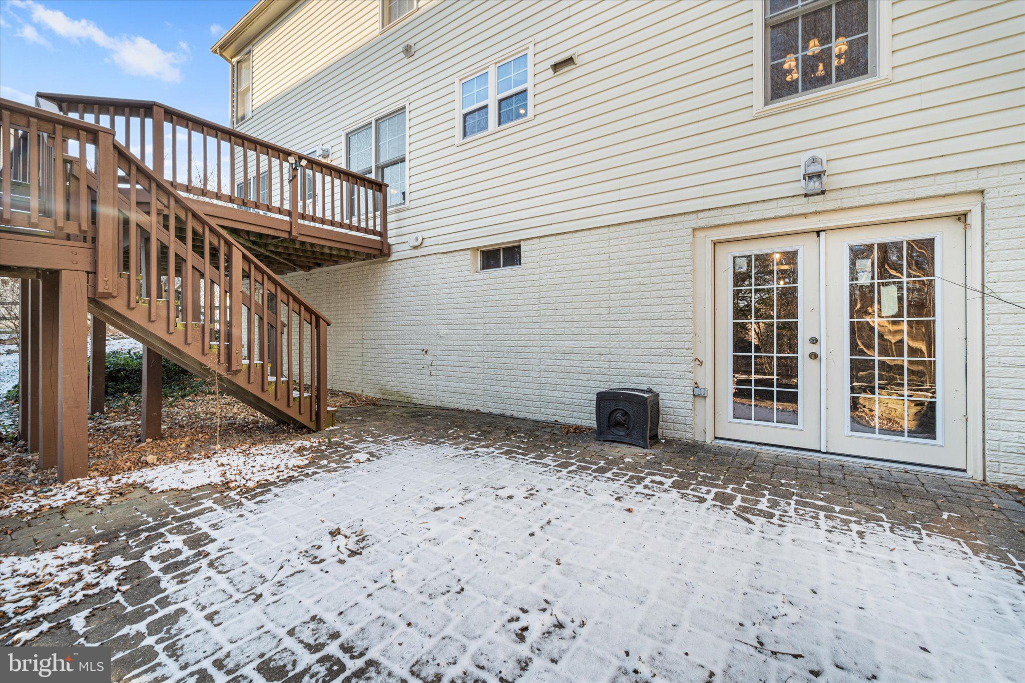 19028 SNOWBERRY COURT