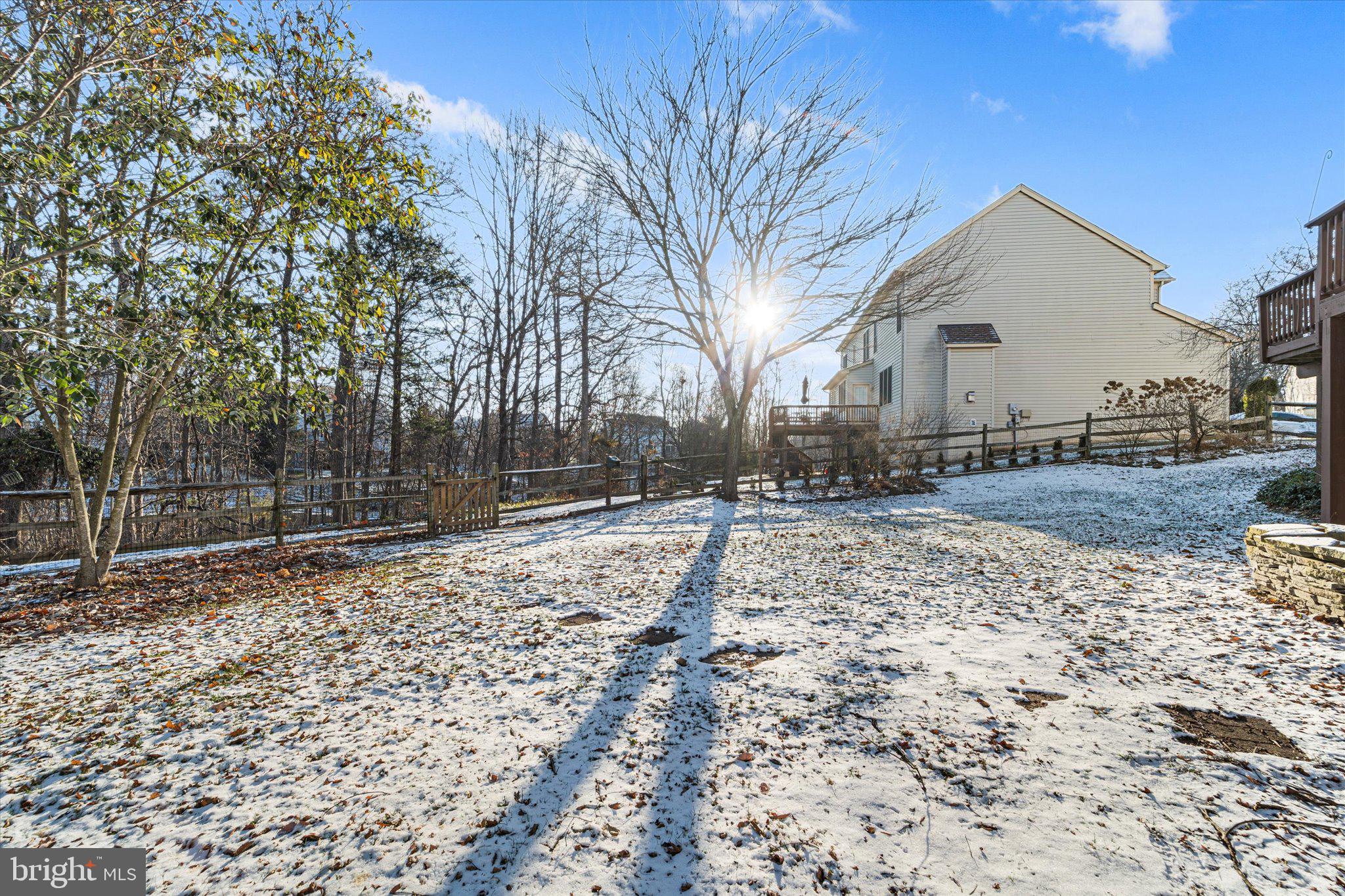 19028 SNOWBERRY COURT