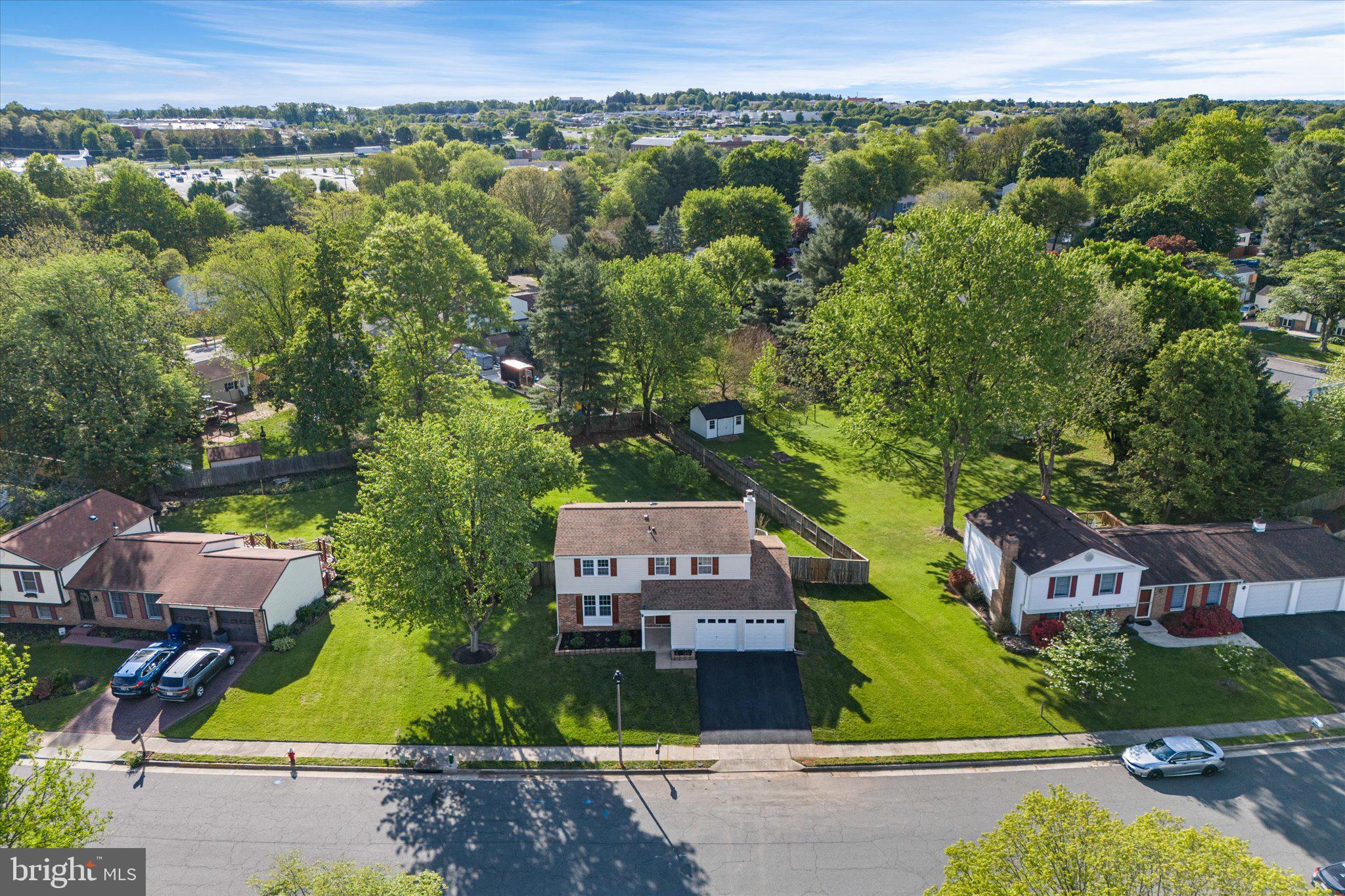 408 CHERRY LANE NE