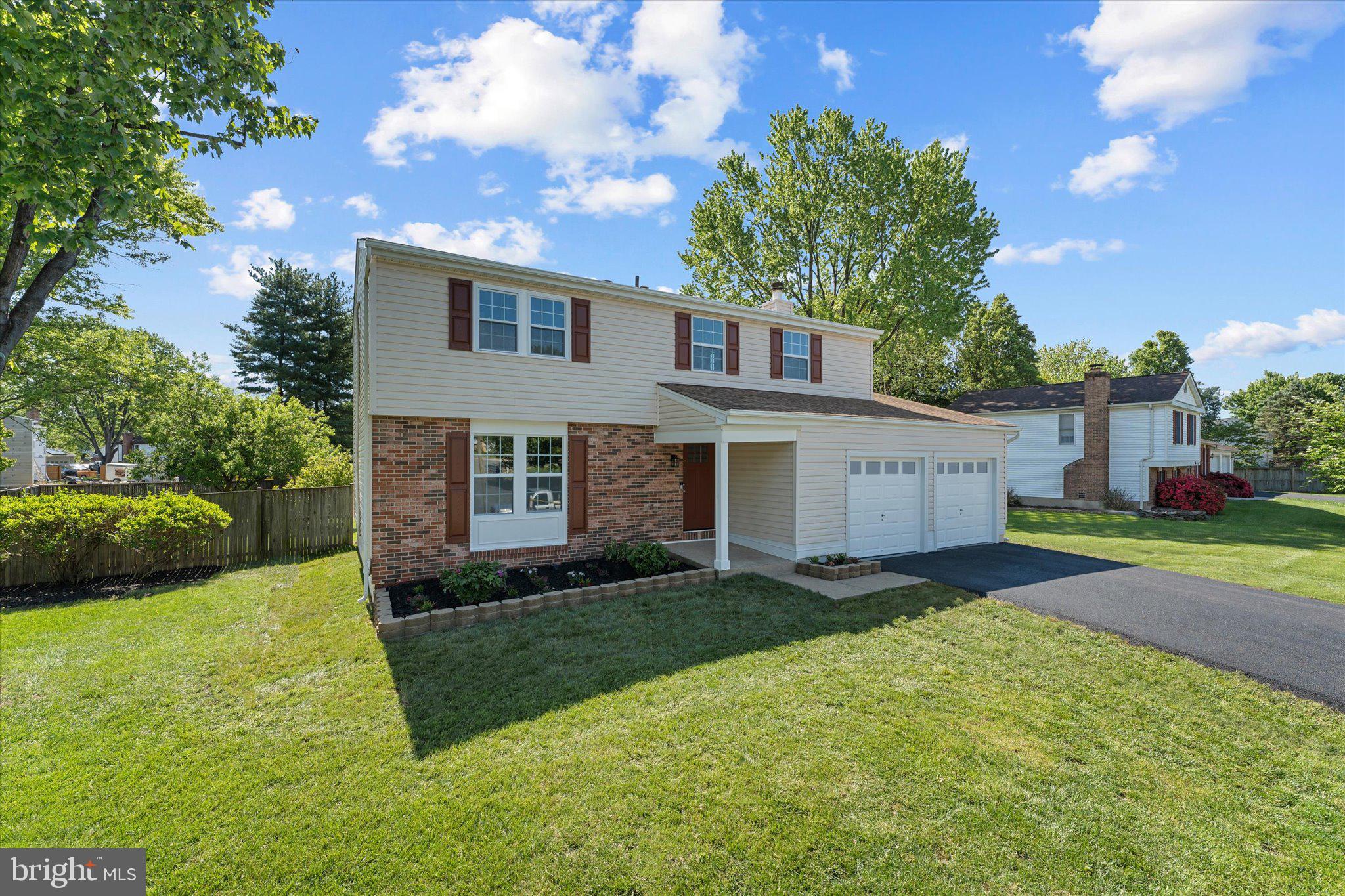 408 CHERRY LANE NE