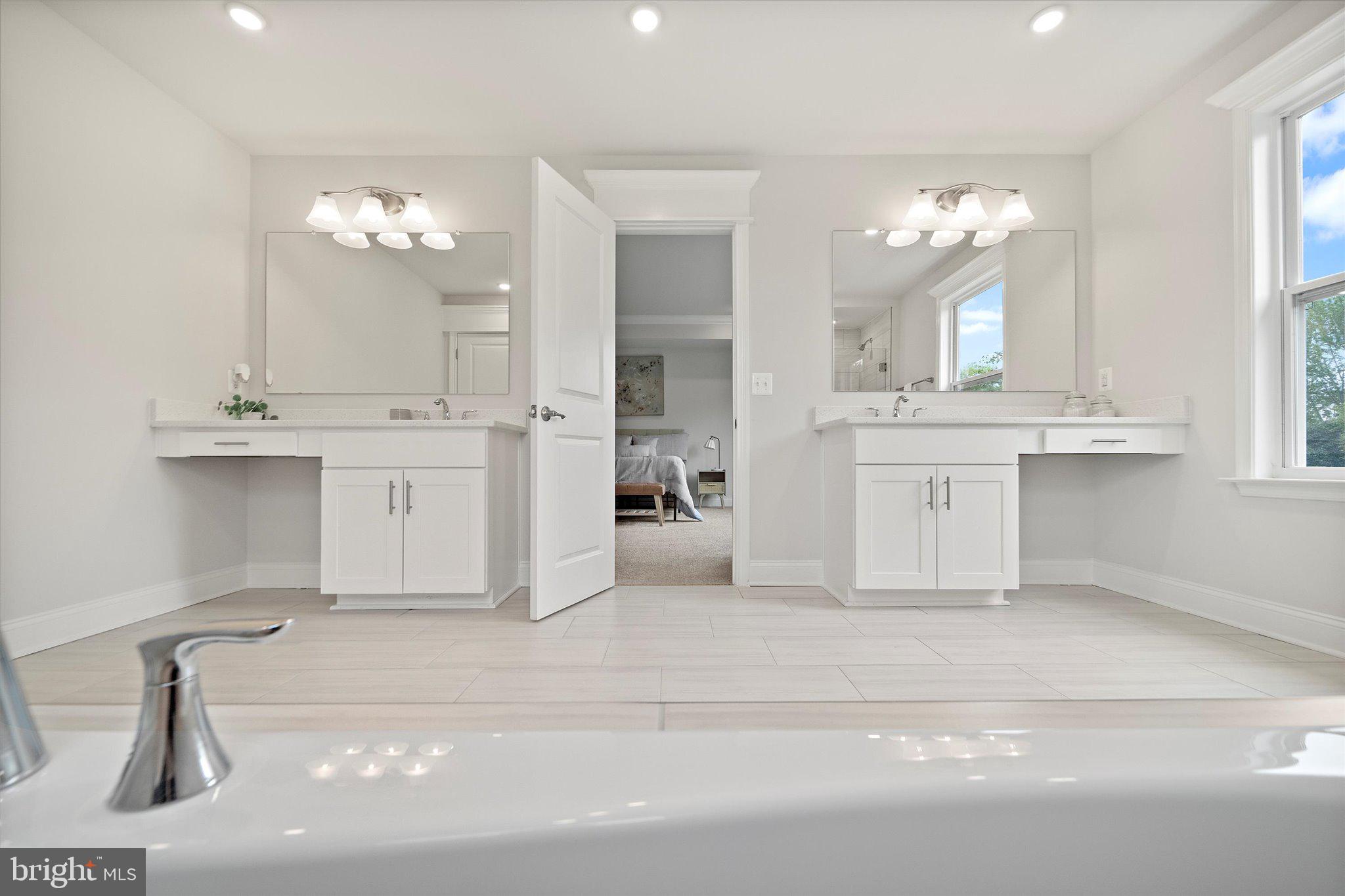 12404 PARKGATE DRIVE