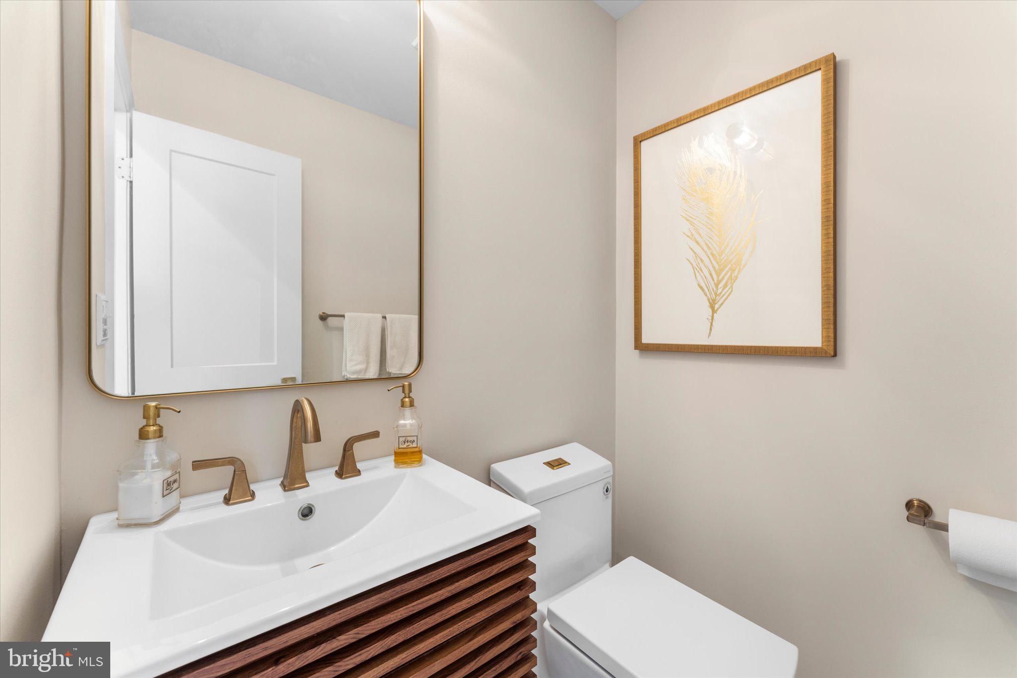 8015 STILLBROOKE ROAD