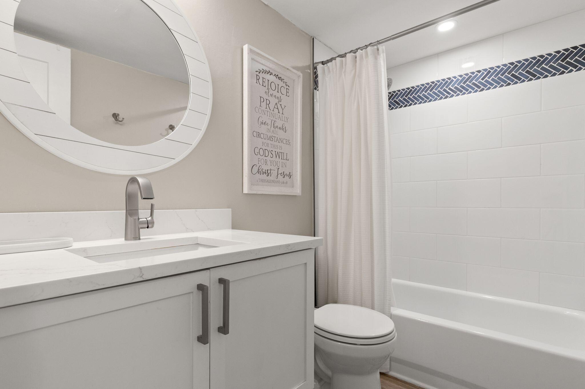 3857 Indian Trail 417
