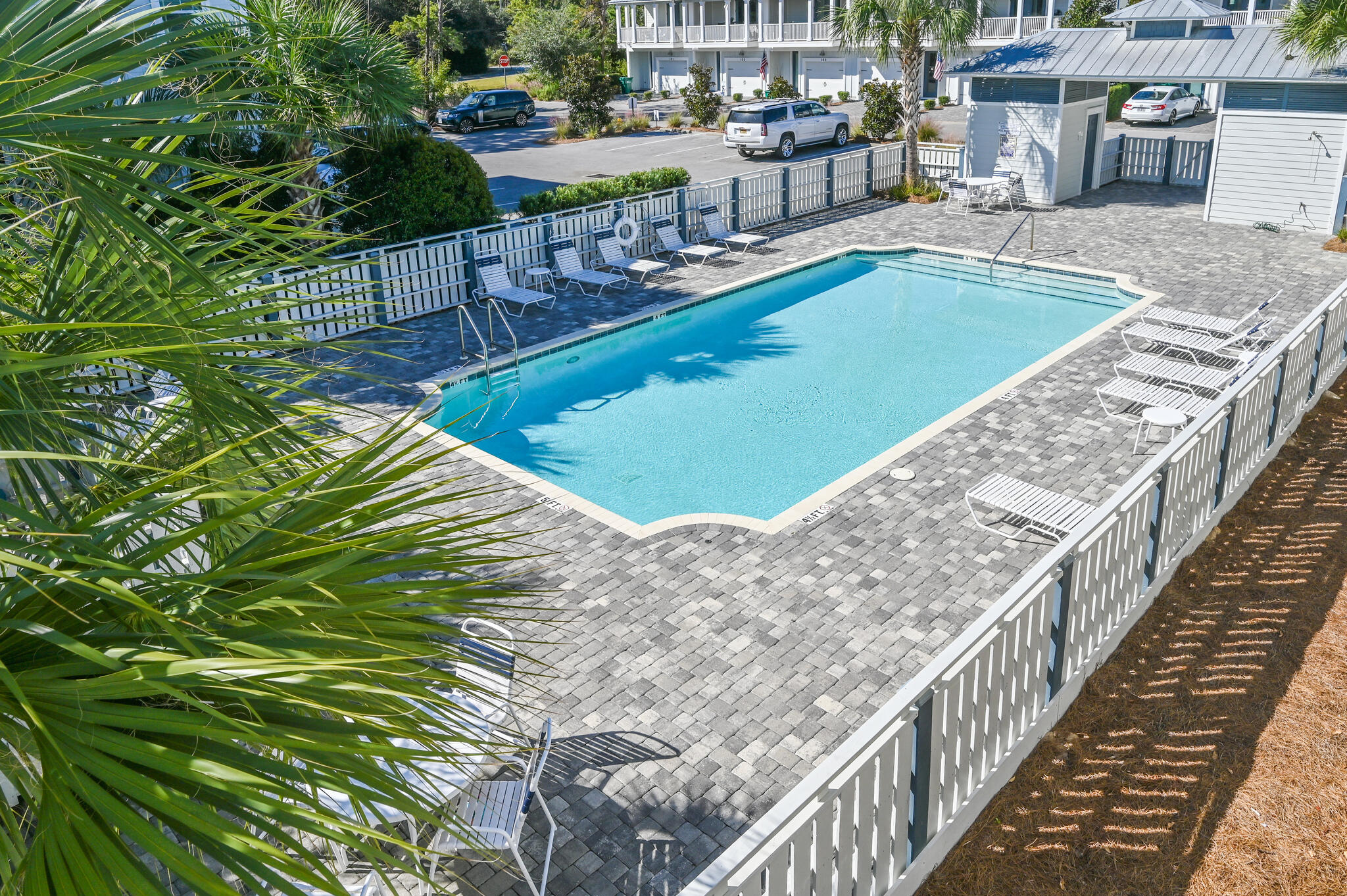 4923 E County Highway 30A F103
