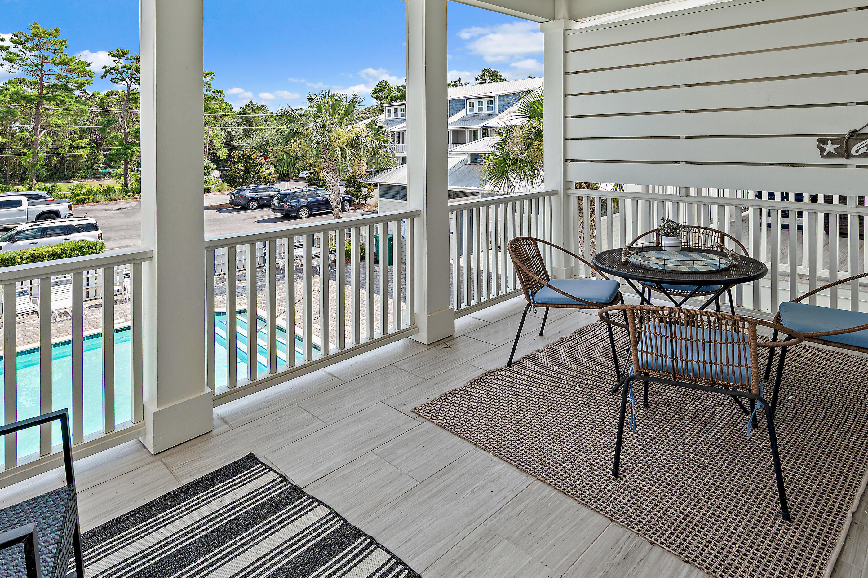 4923 E County Highway 30A F103