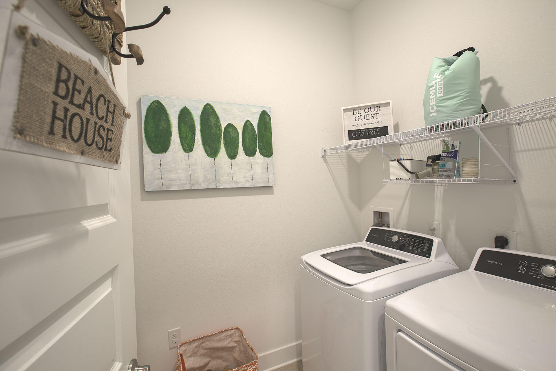 125 W Pine Lands Loop UNIT B