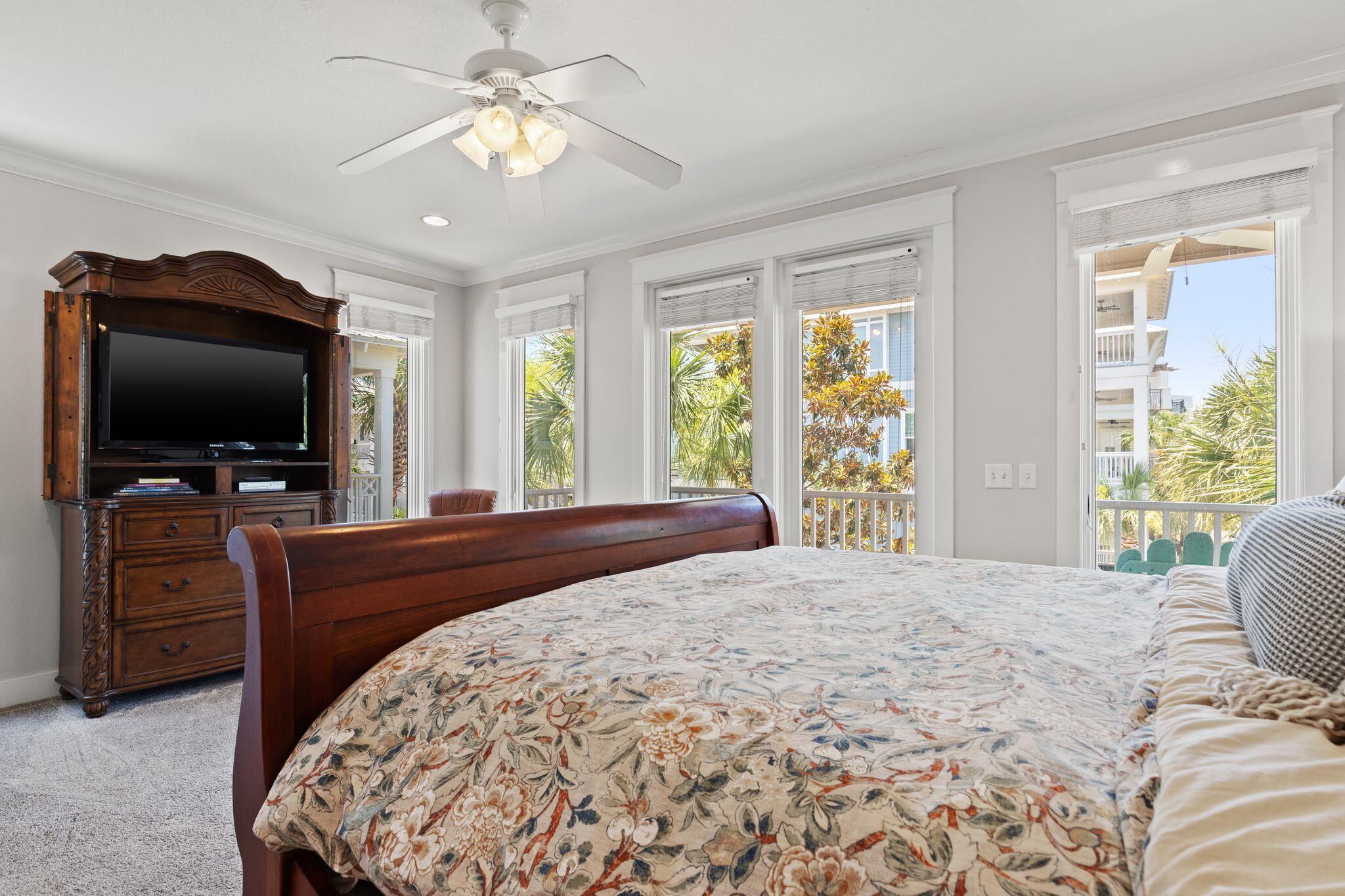 85 W Seacrest Beach Boulevard