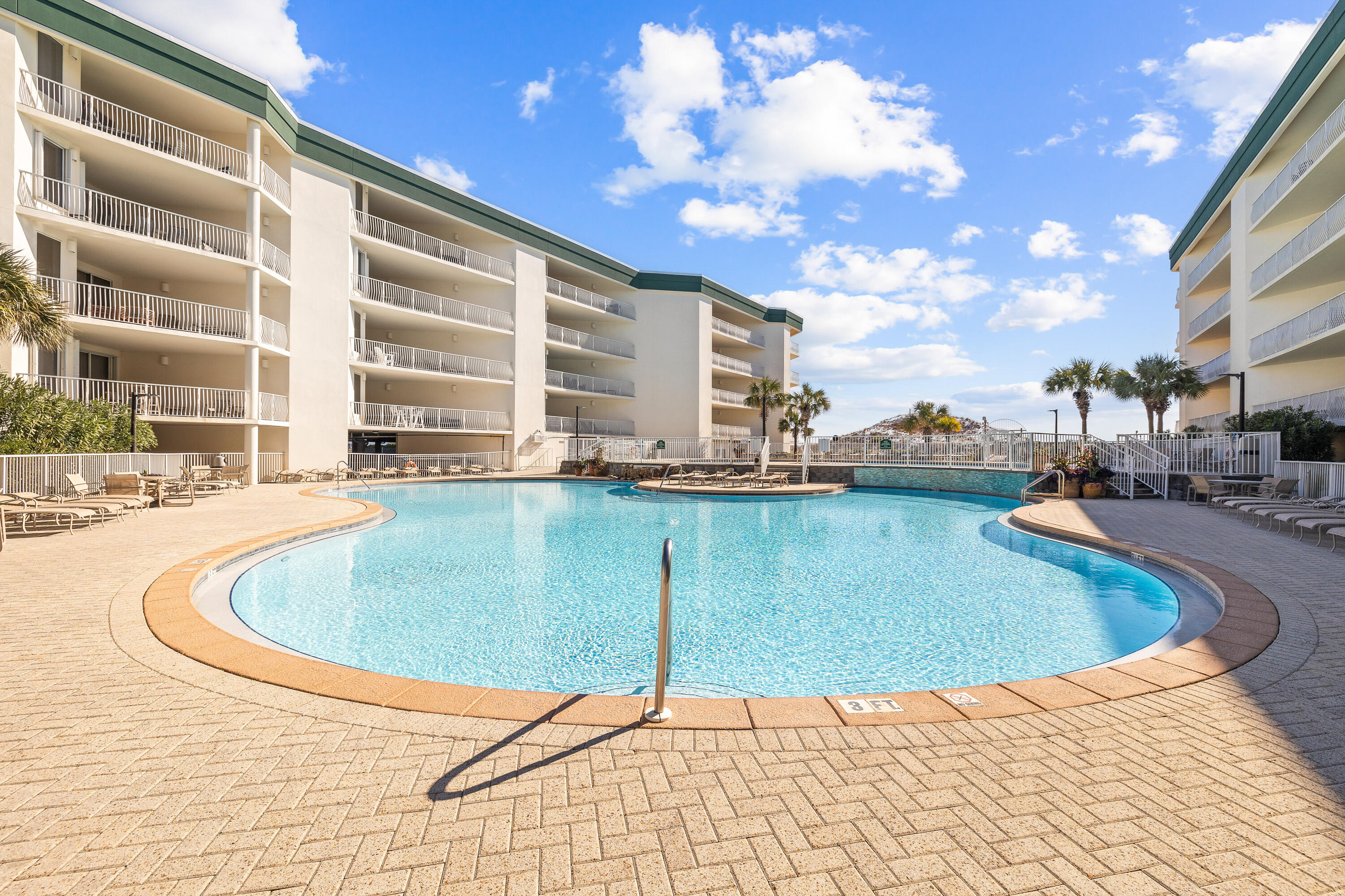 15 Chivas Lane # 402A