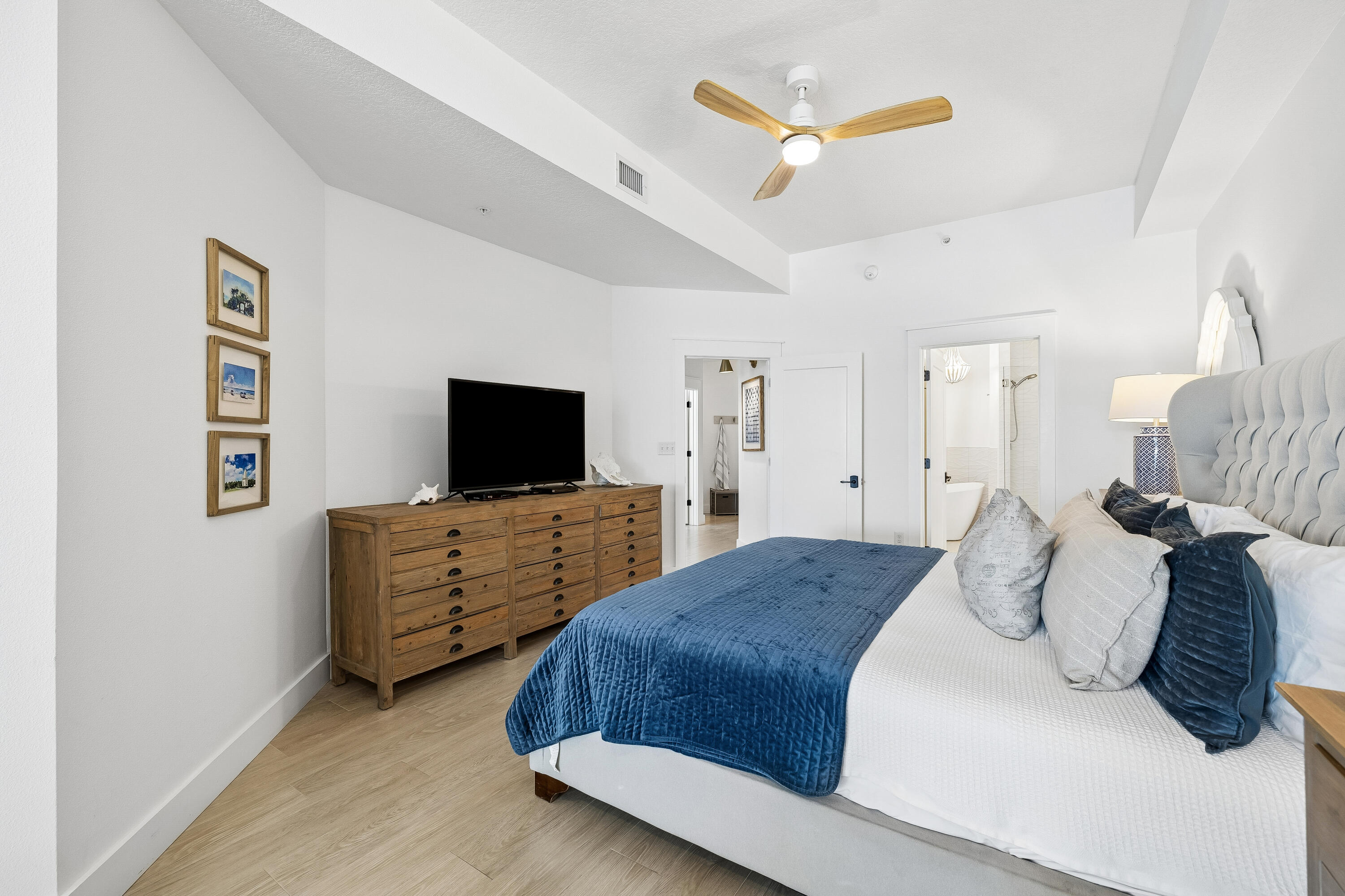 15 Chivas Lane # 402A