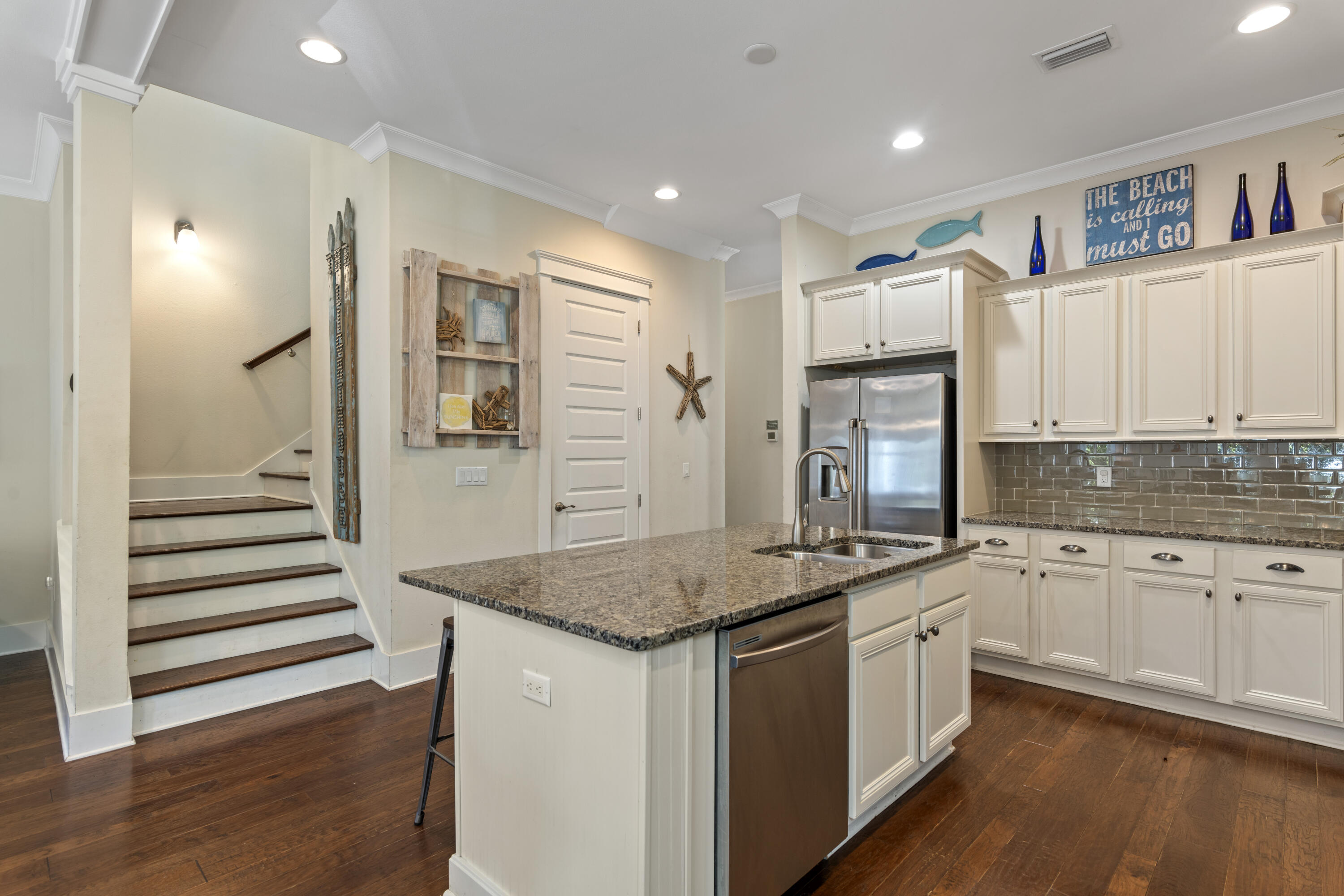 470 Gulfview Circle