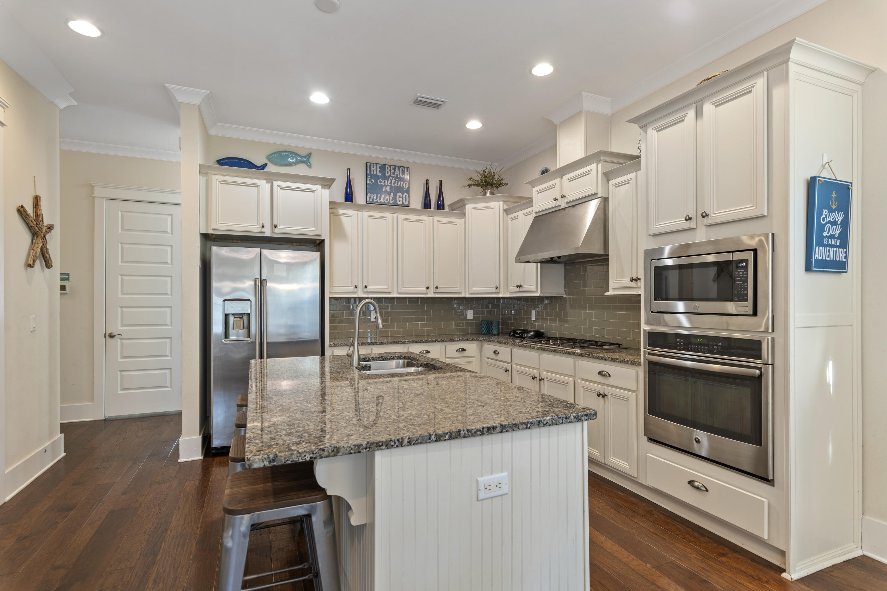 470 Gulfview Circle