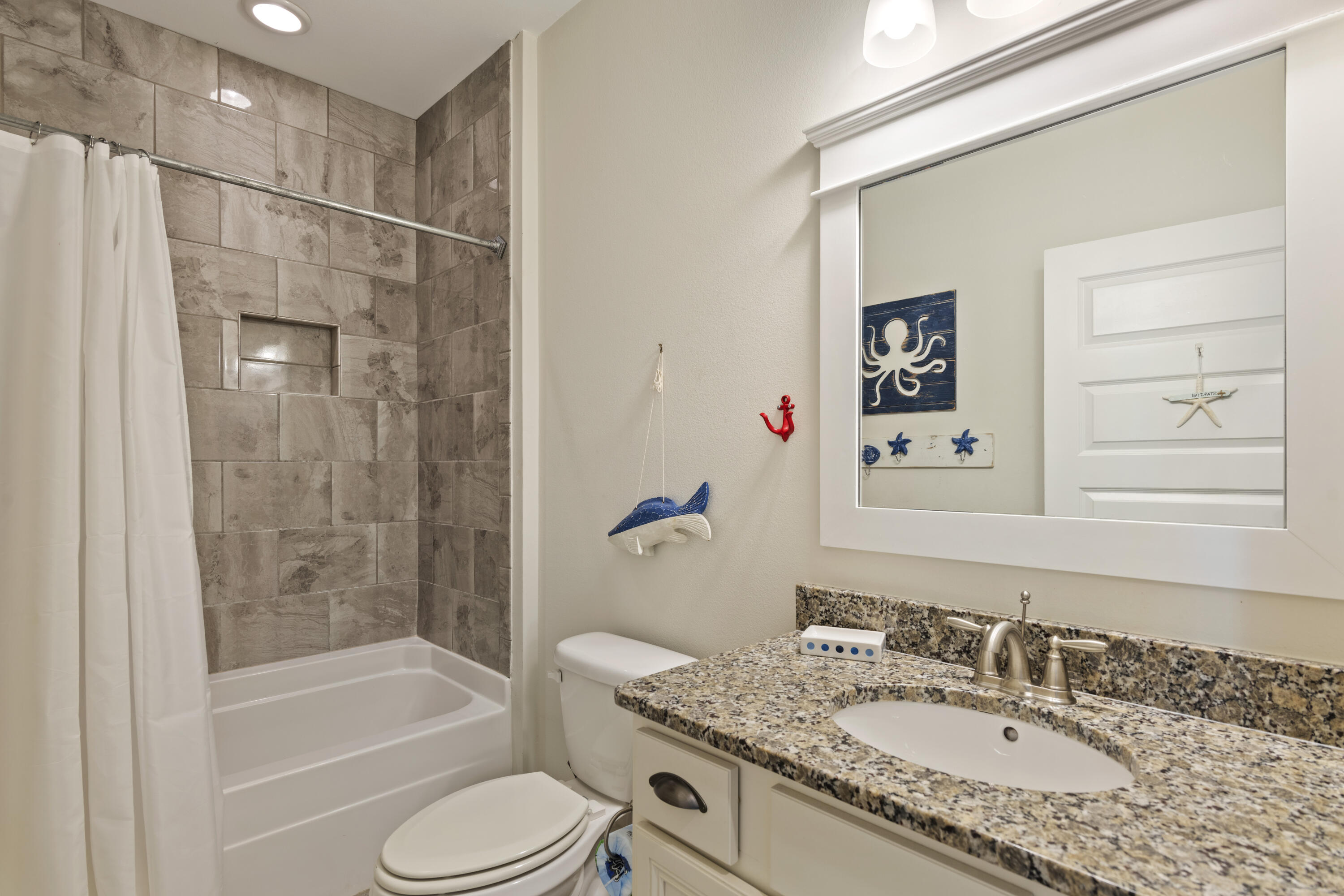 470 Gulfview Circle