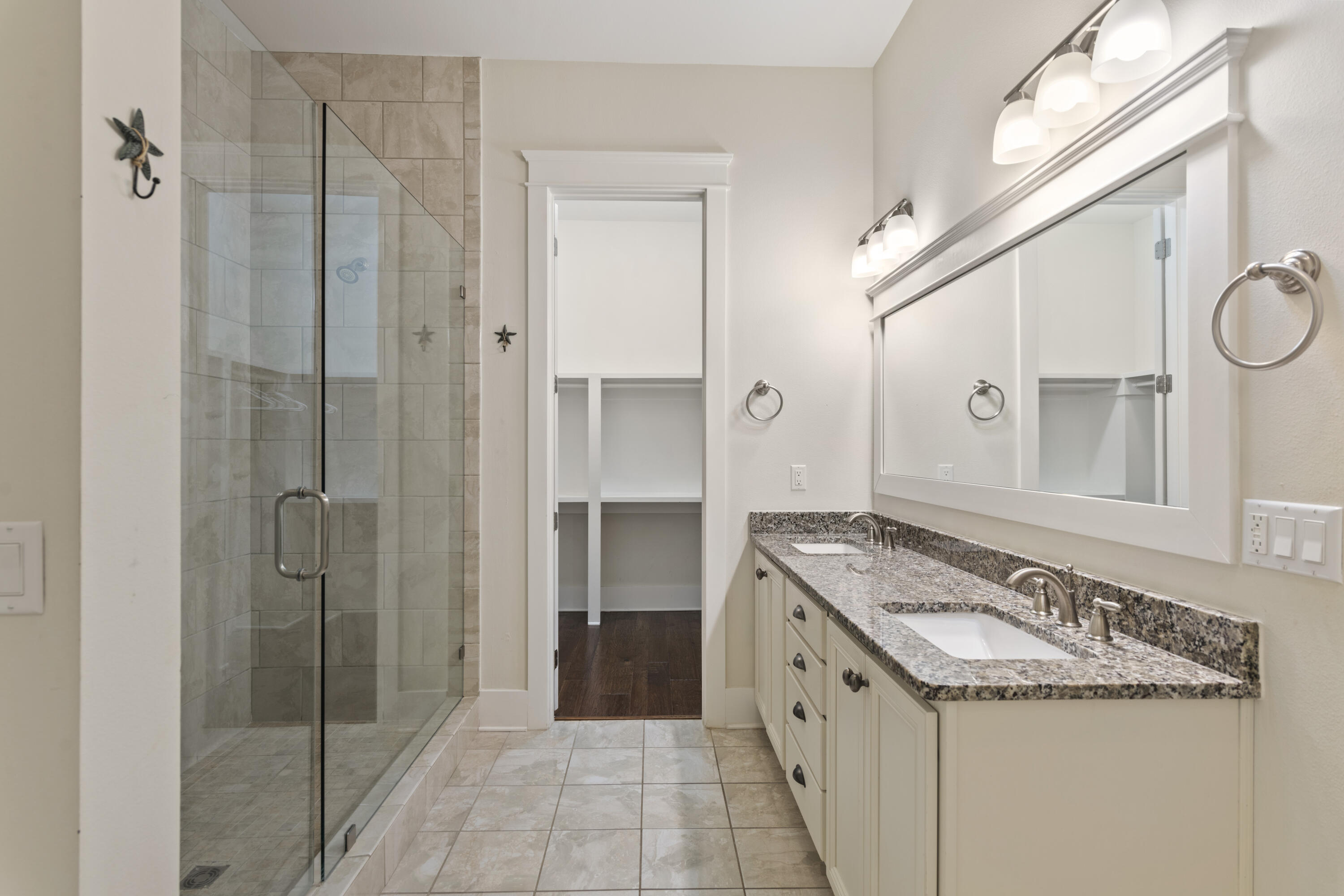 470 Gulfview Circle