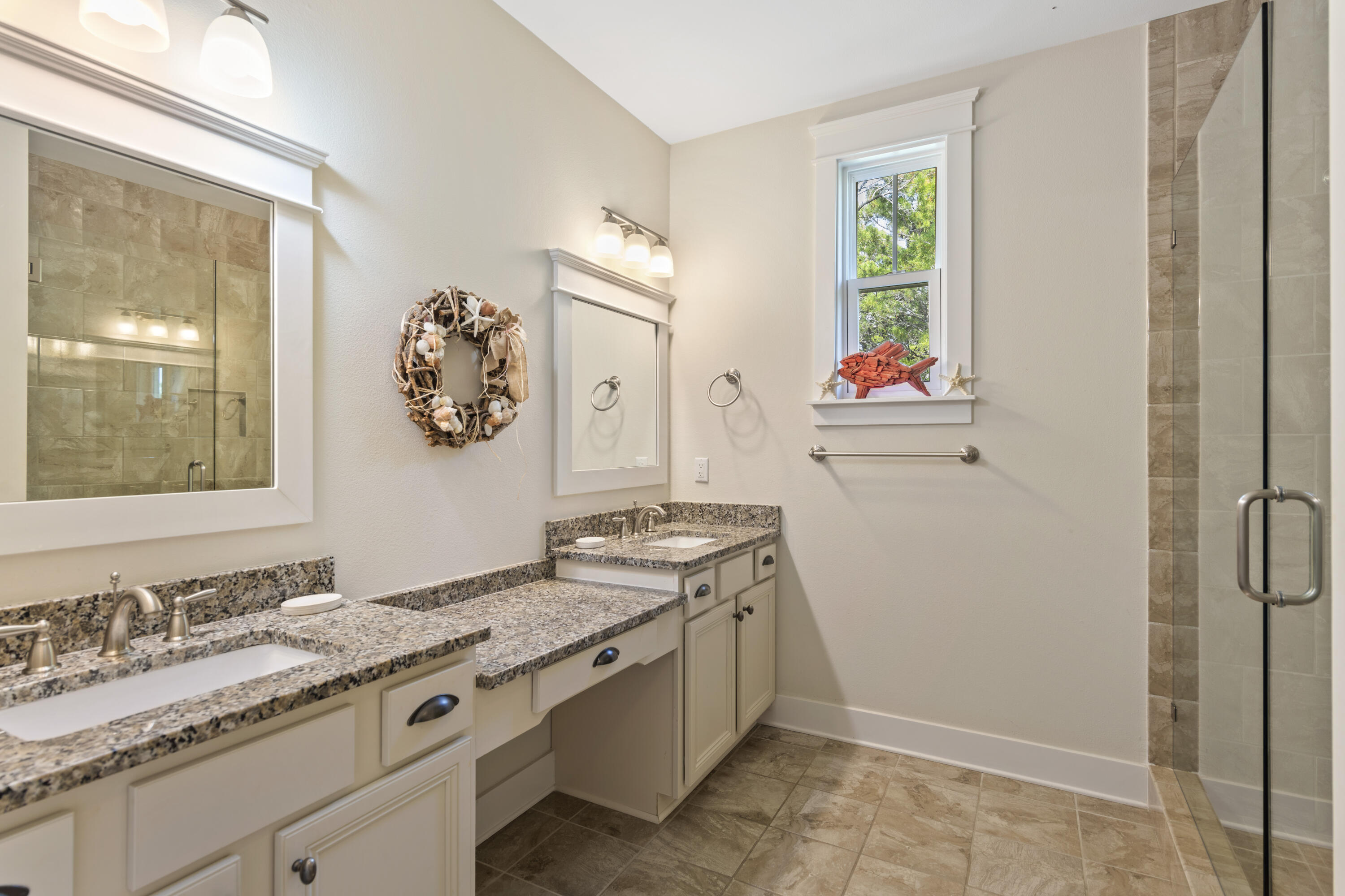 470 Gulfview Circle
