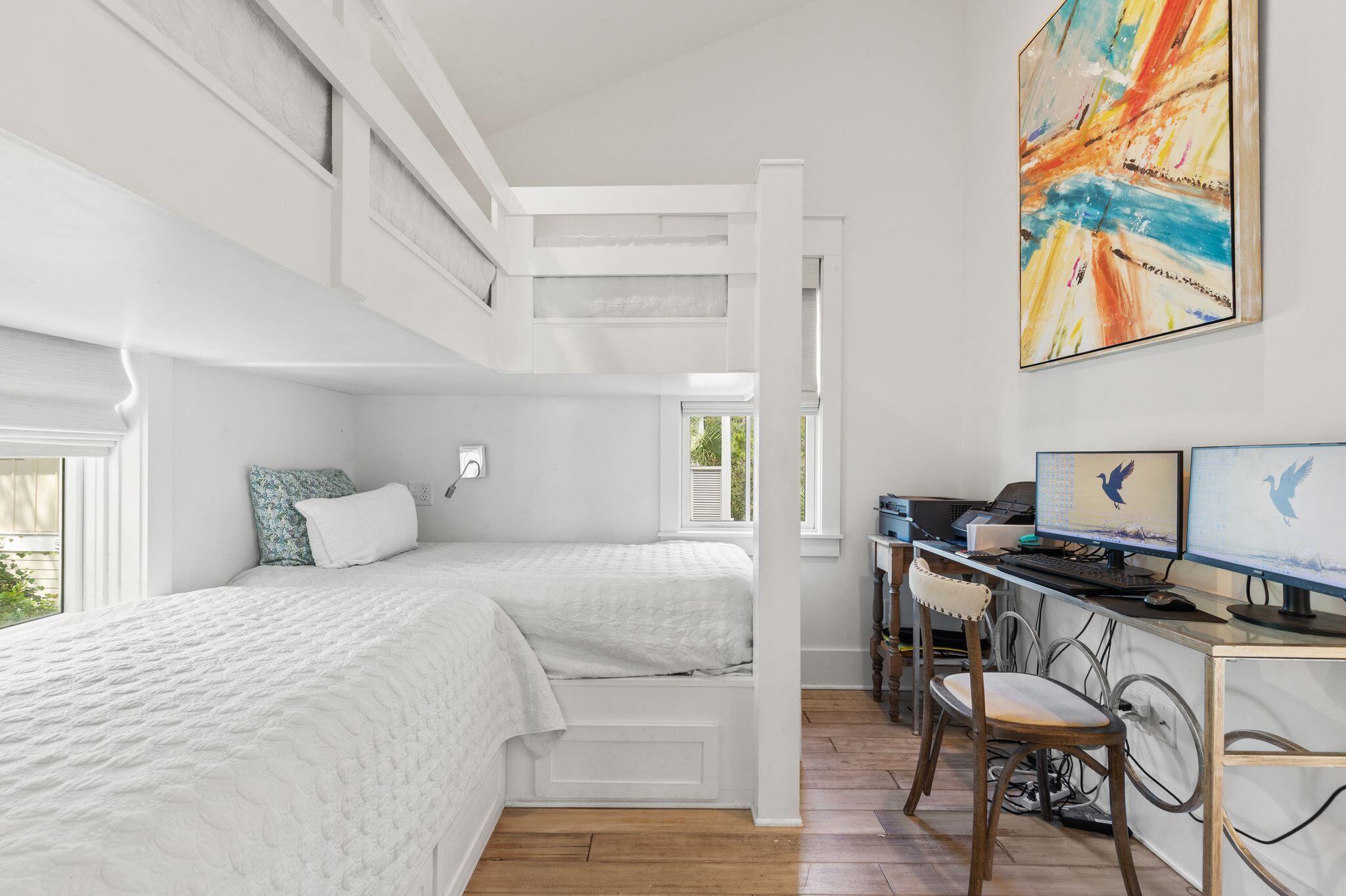 16 Spanish Moss Lane