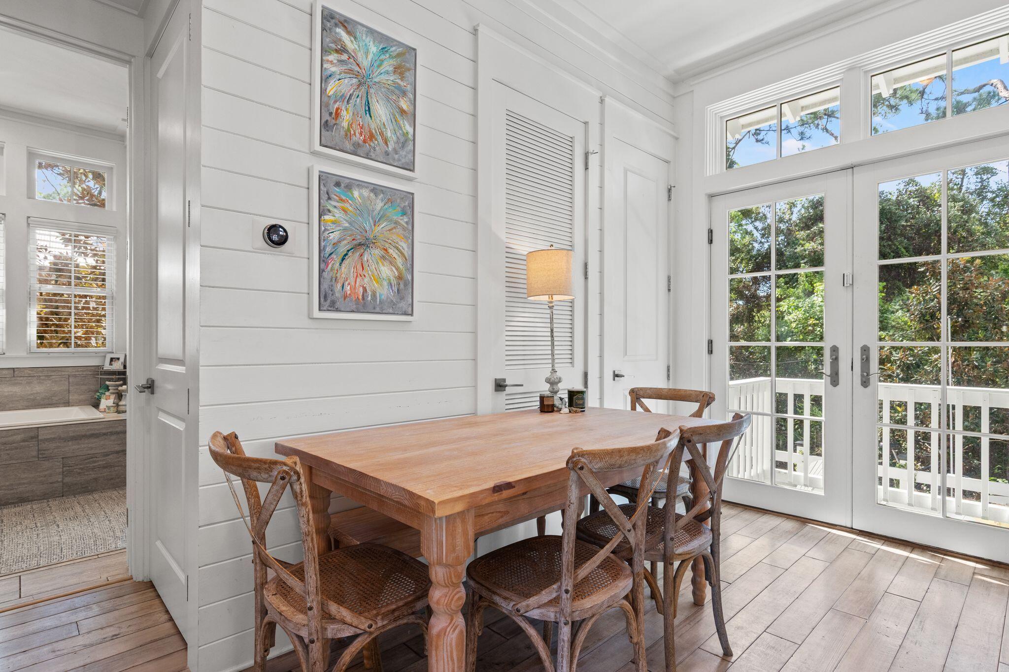 16 Spanish Moss Lane
