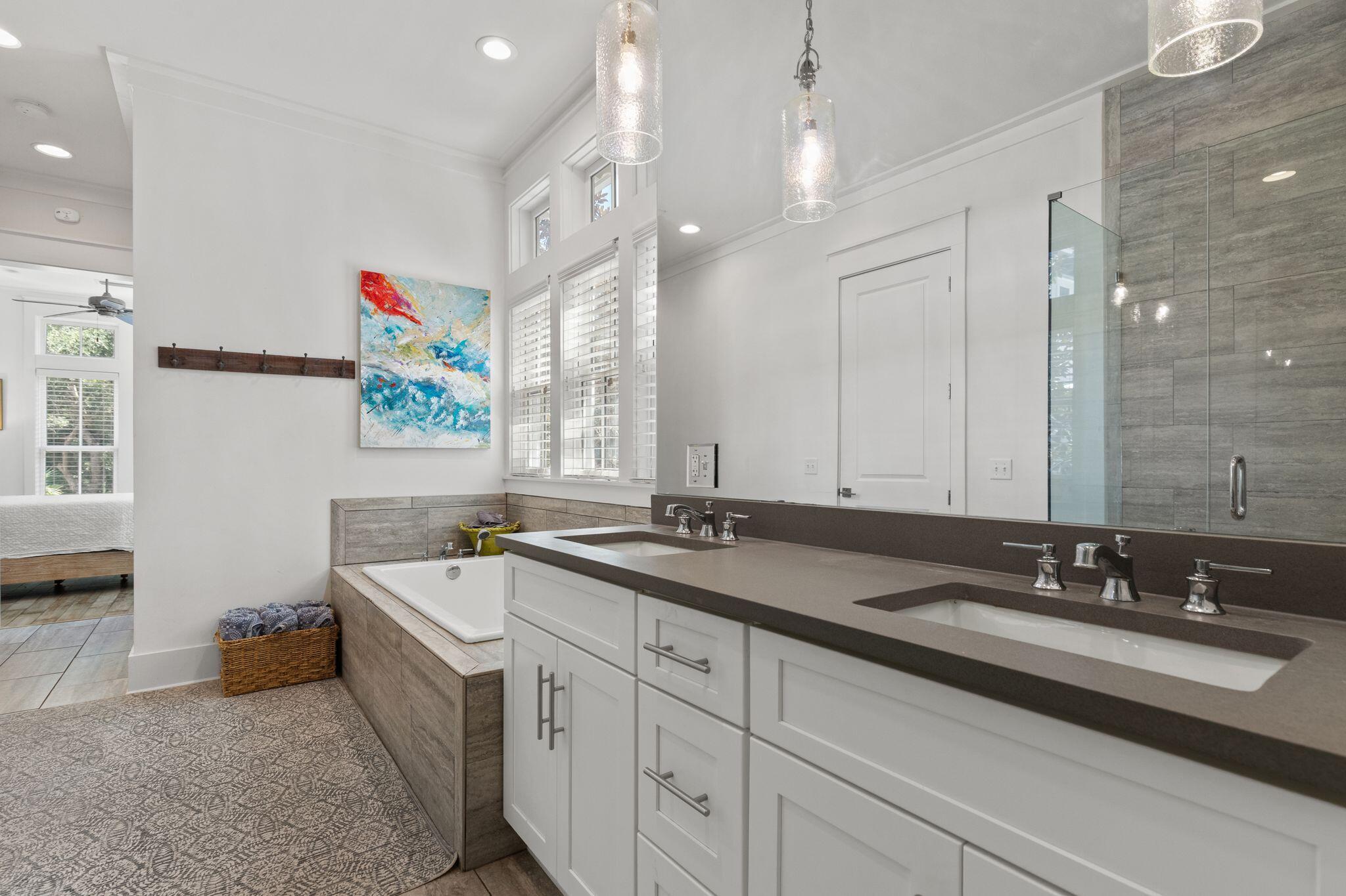 16 Spanish Moss Lane