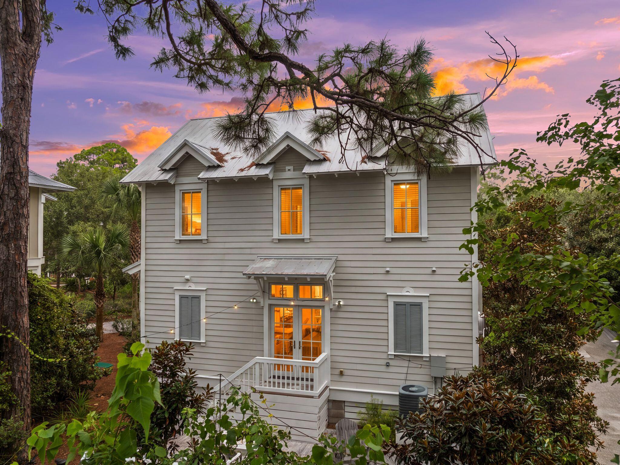 16 Spanish Moss Lane