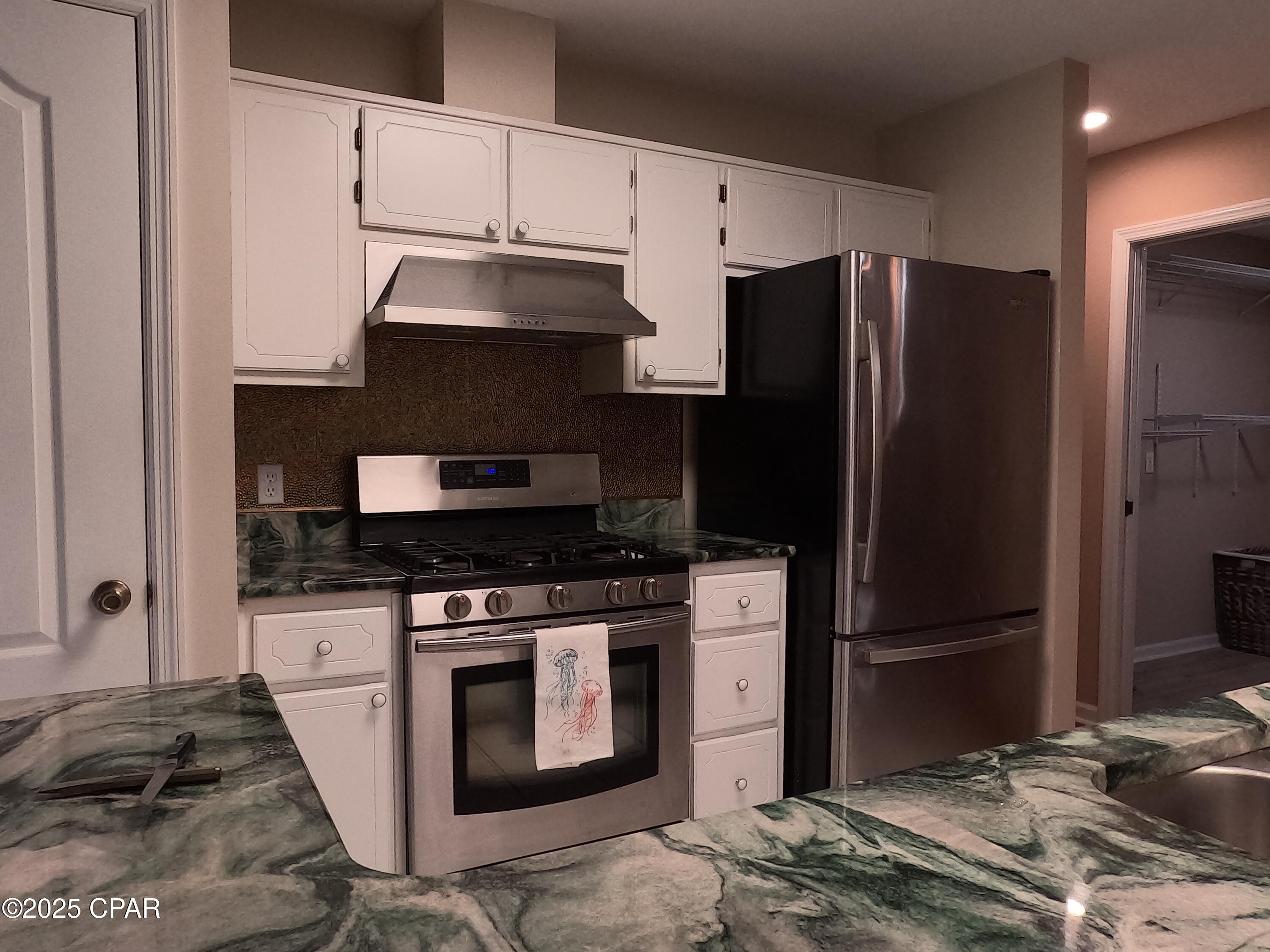 106 Windward Court