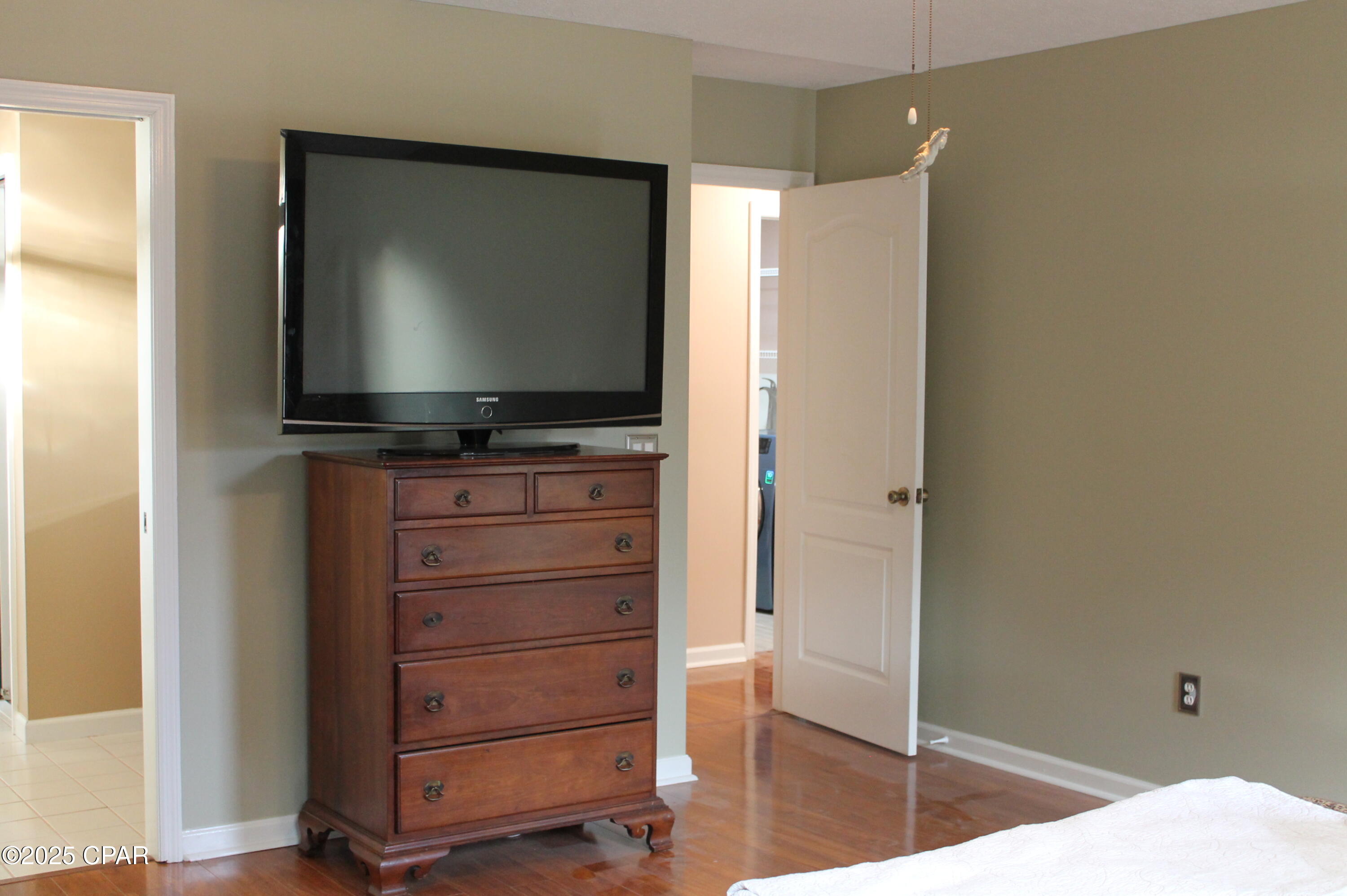 106 Windward Court