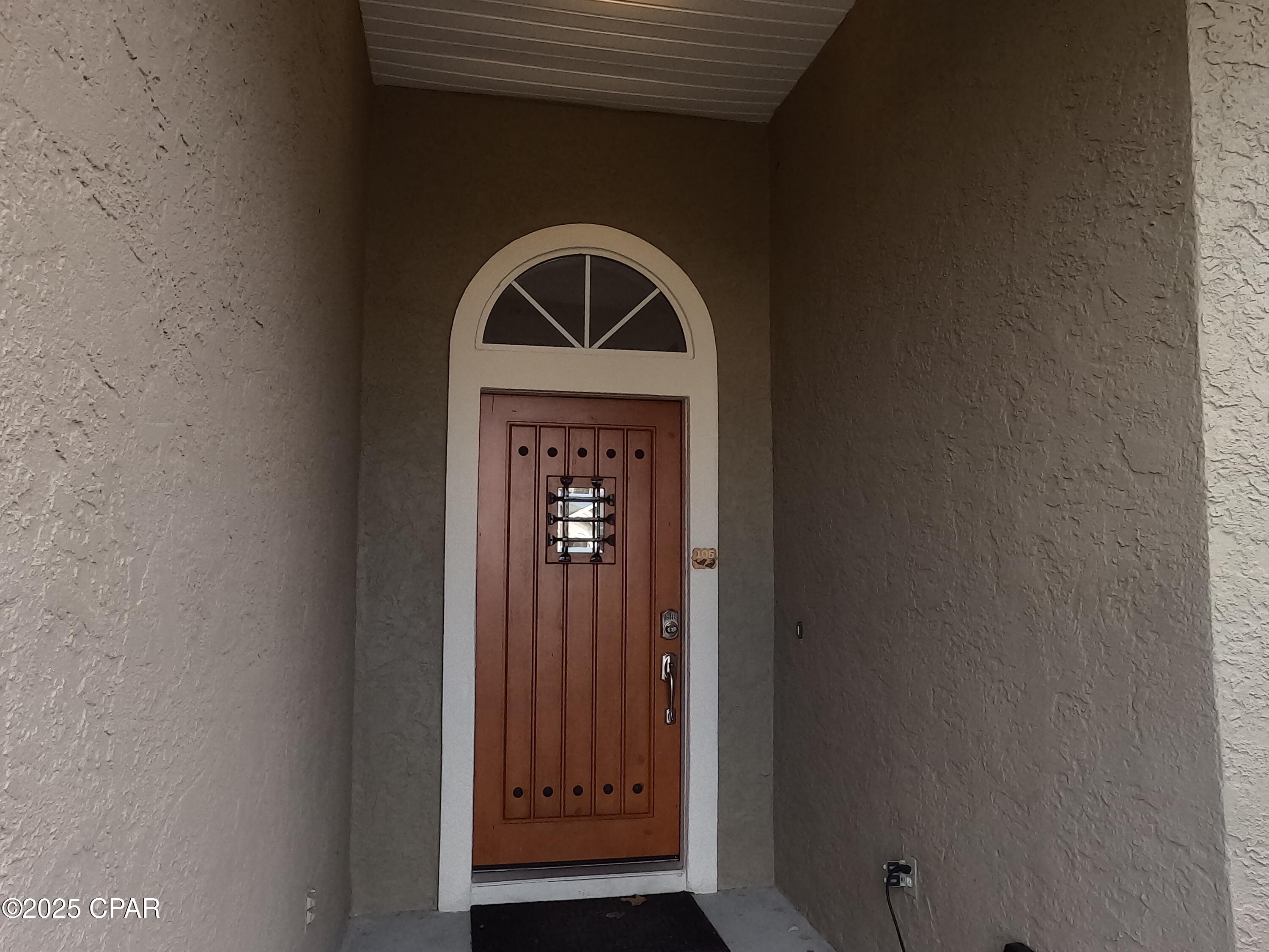 106 Windward Court