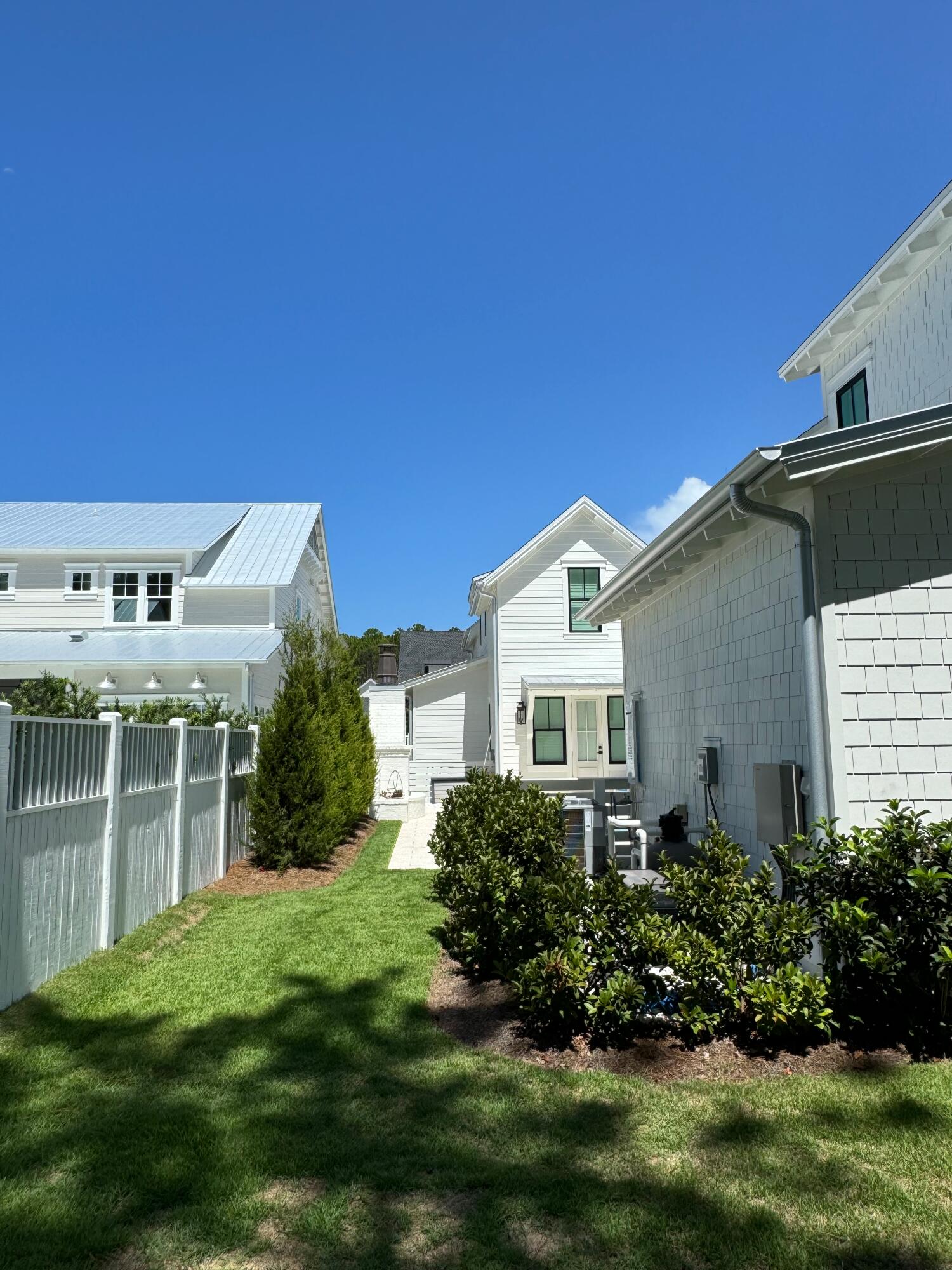 746 Medley Street
