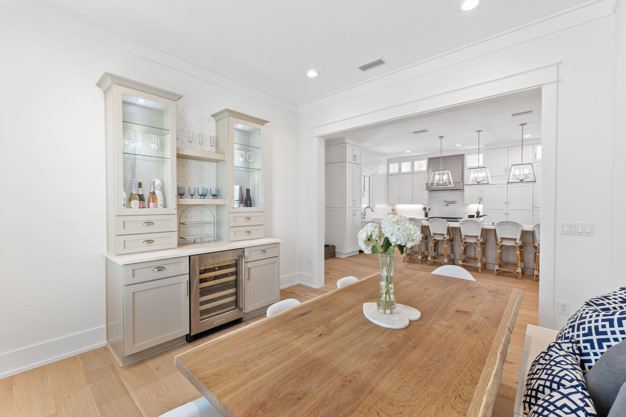 746 Medley Street