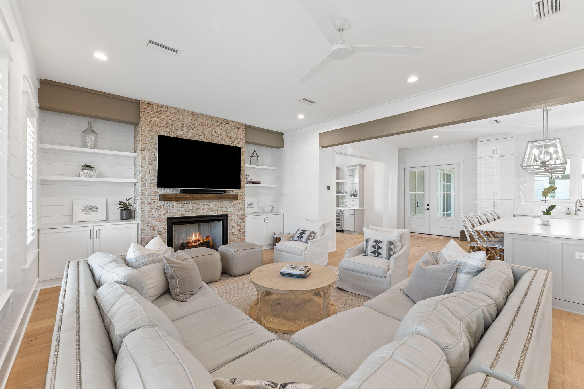 746 Medley Street