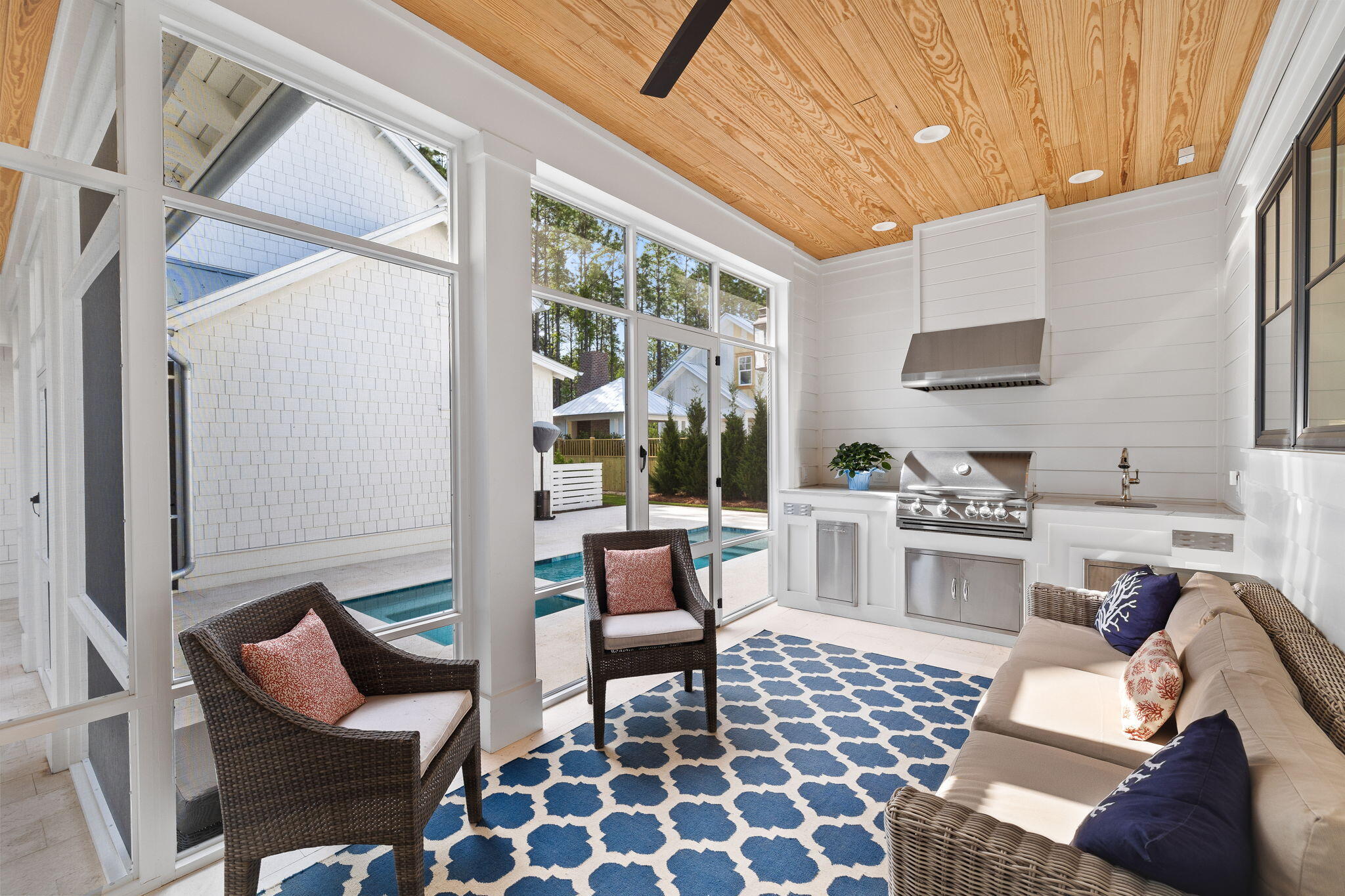 746 Medley Street