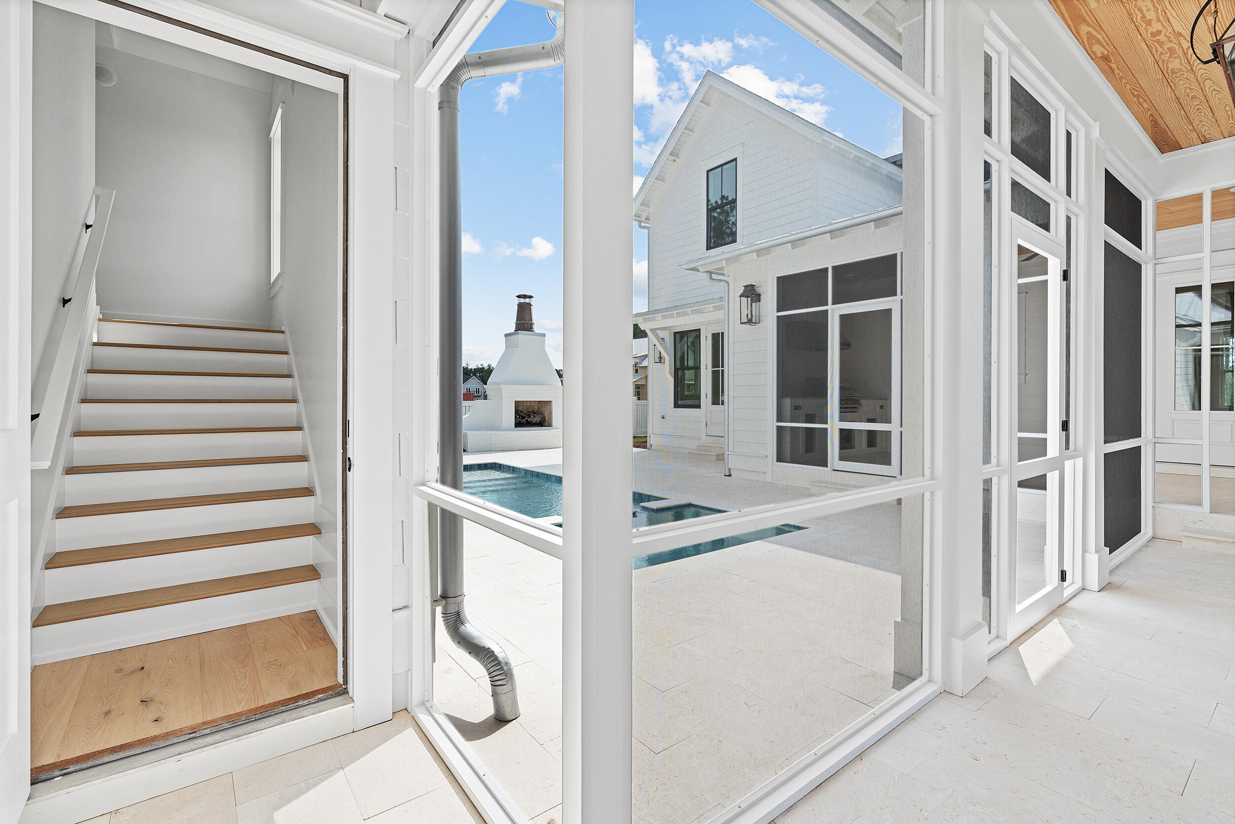 746 Medley Street