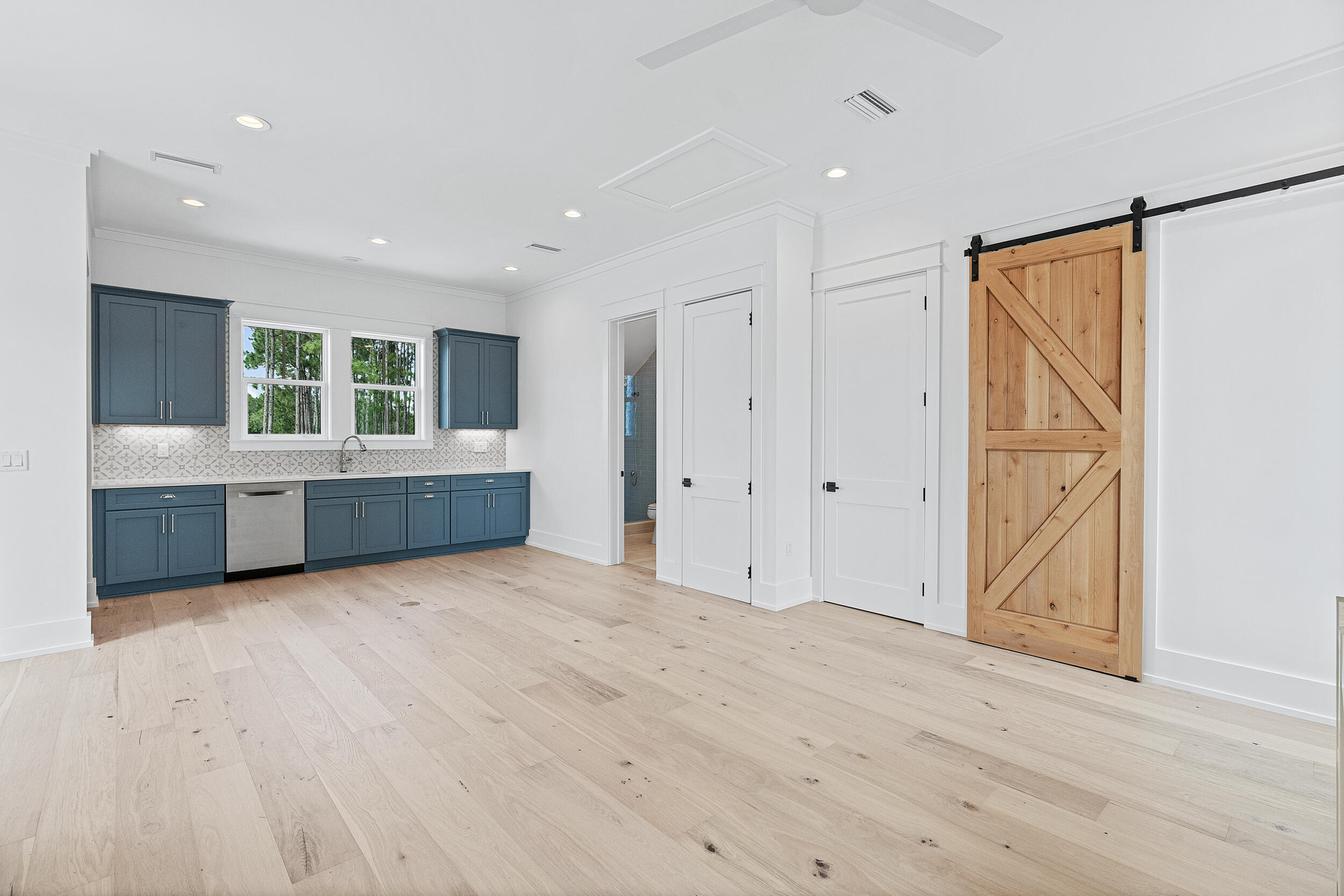 746 Medley Street