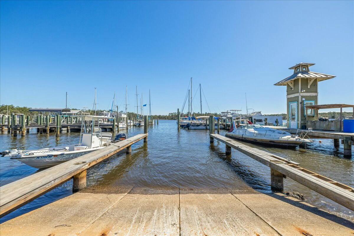 621 Marina Village Boulevard