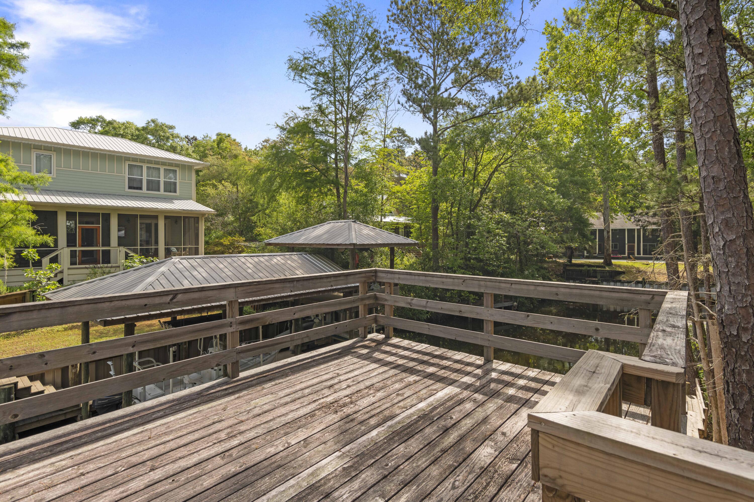 310 W Point Washington Road