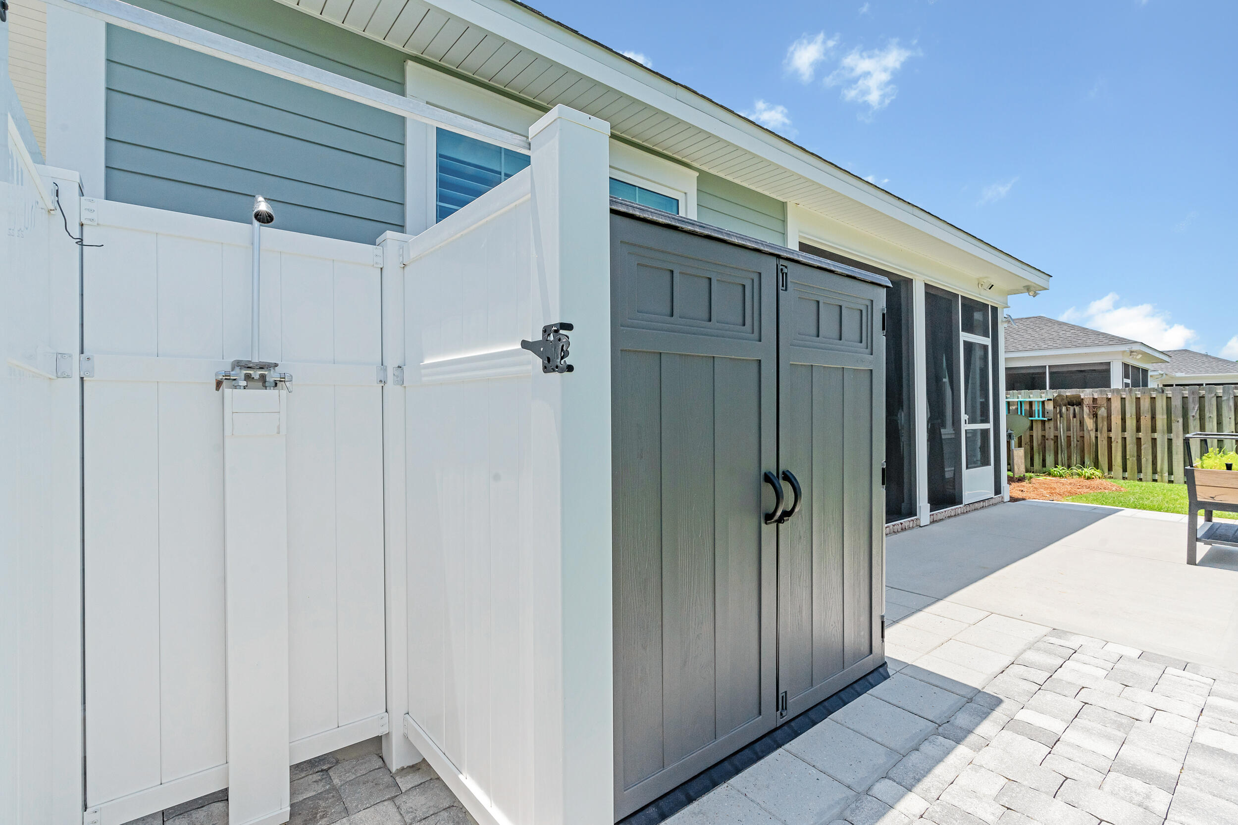 101 Windrow Way