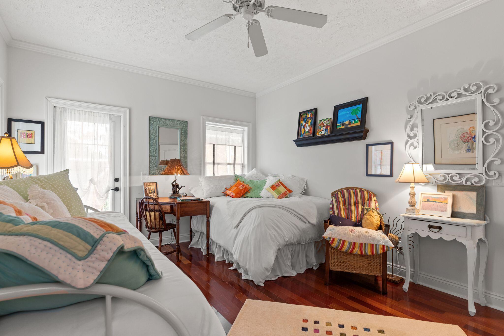31 Seabreeze Place