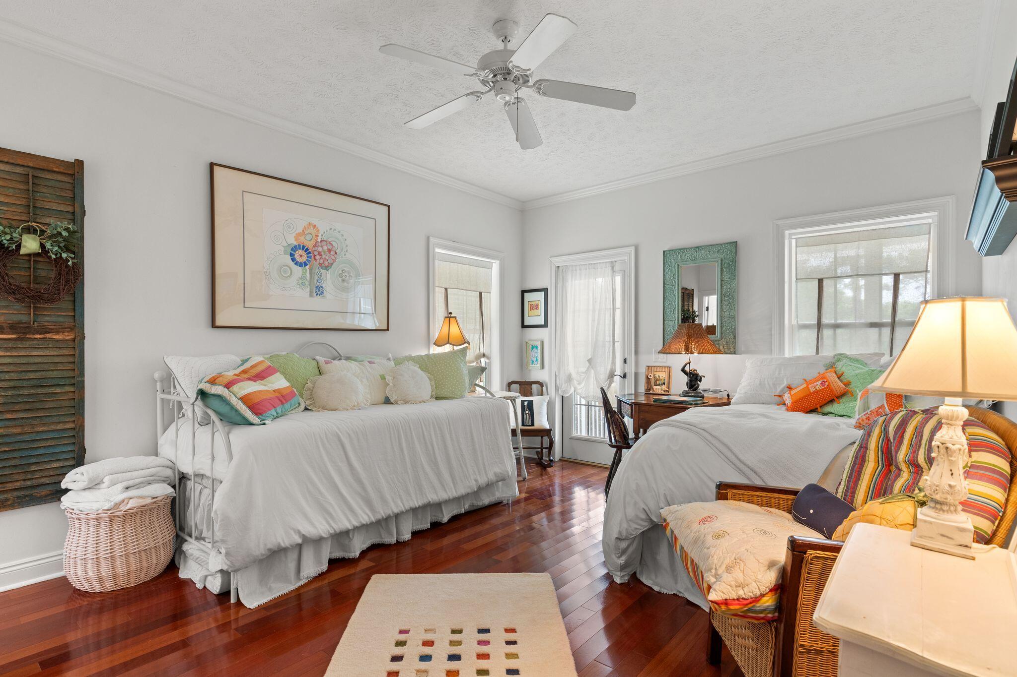 31 Seabreeze Place