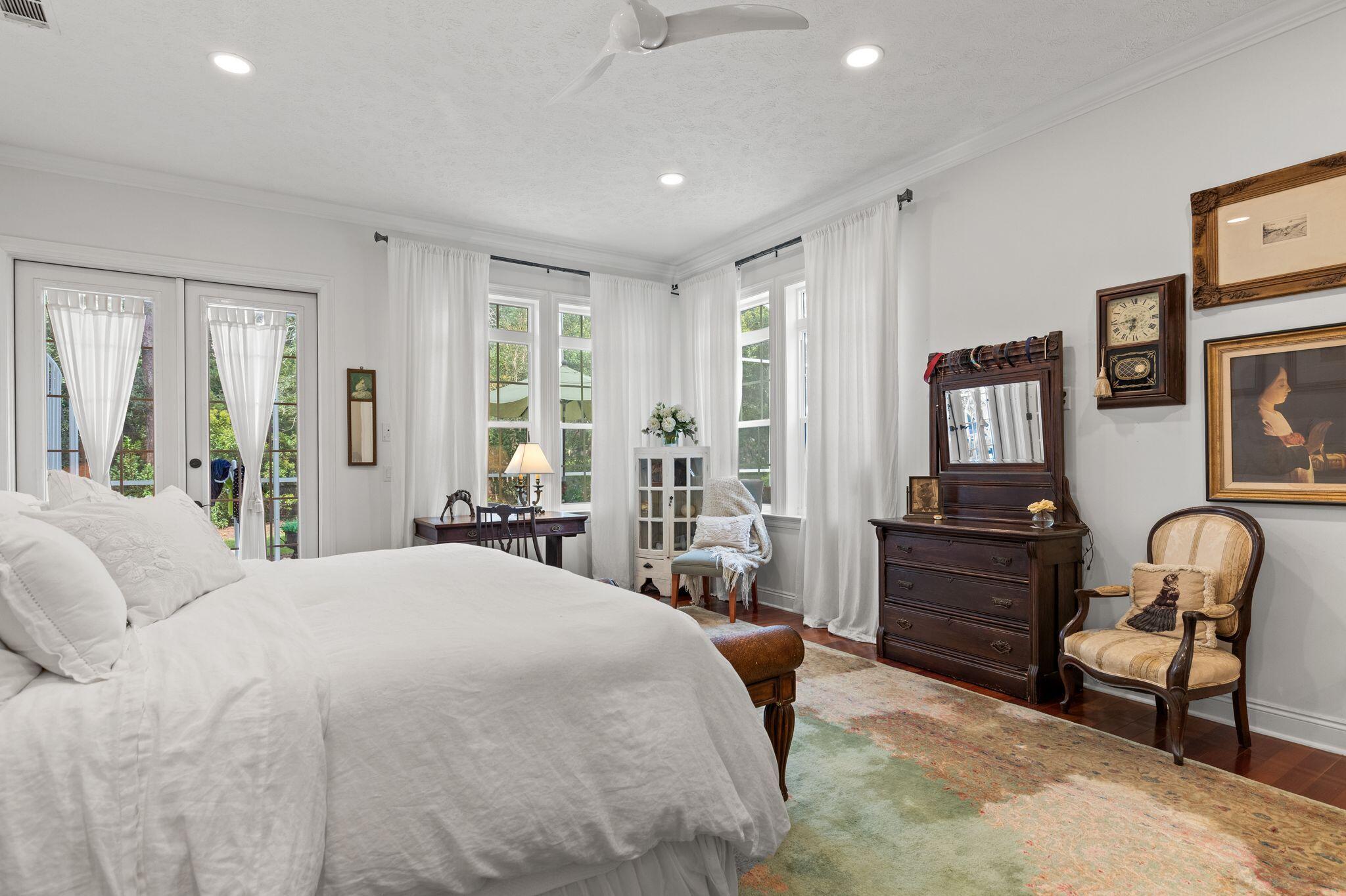 31 Seabreeze Place