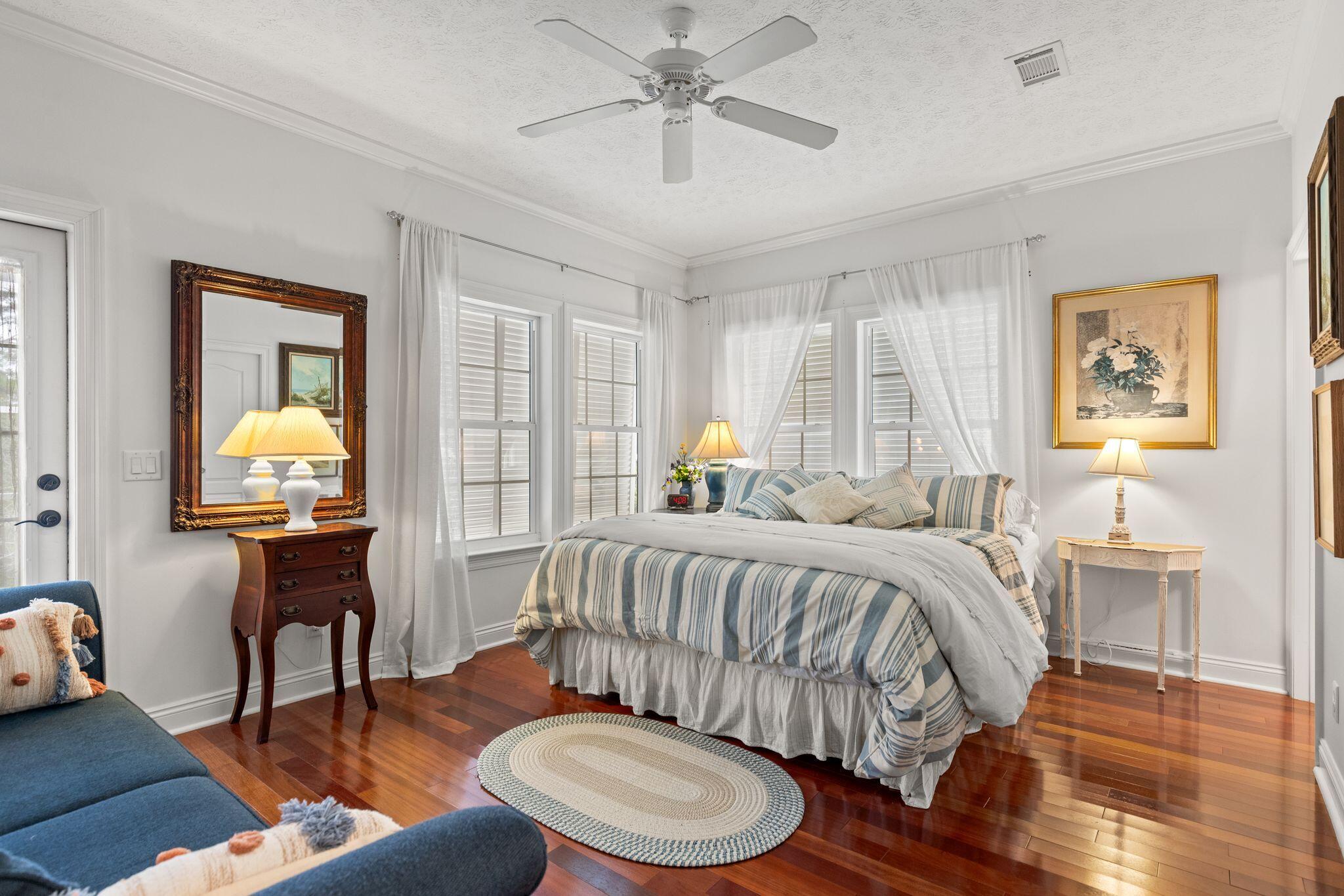 31 Seabreeze Place