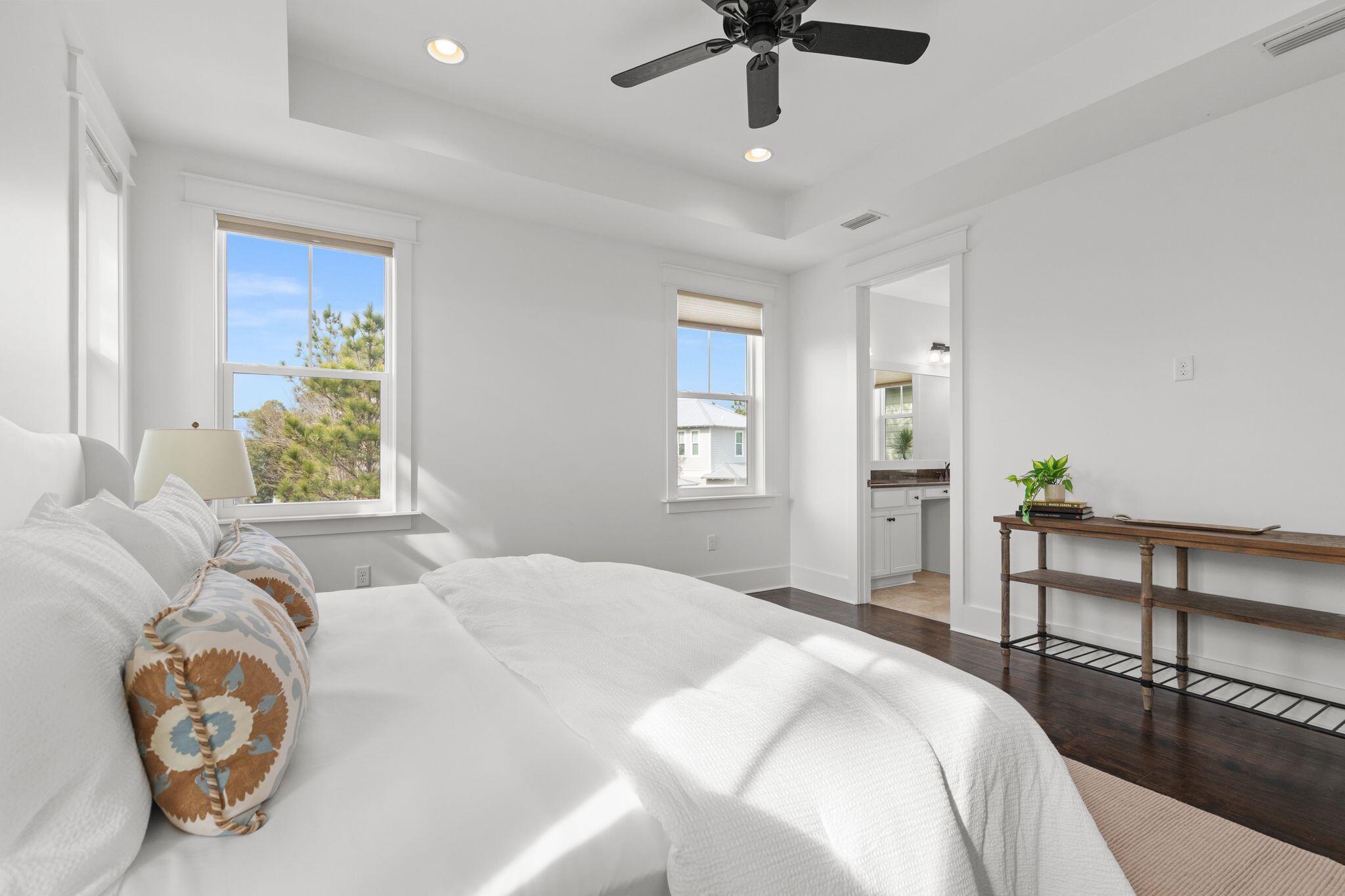 694 Flatwoods Forest Loop