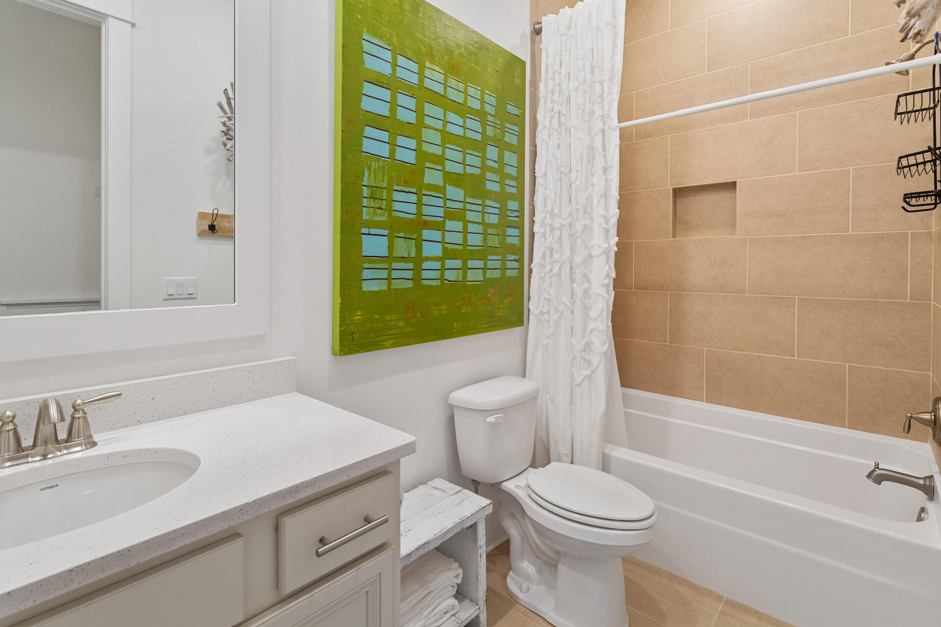 125 W Pine Lands Loop, UNIT B