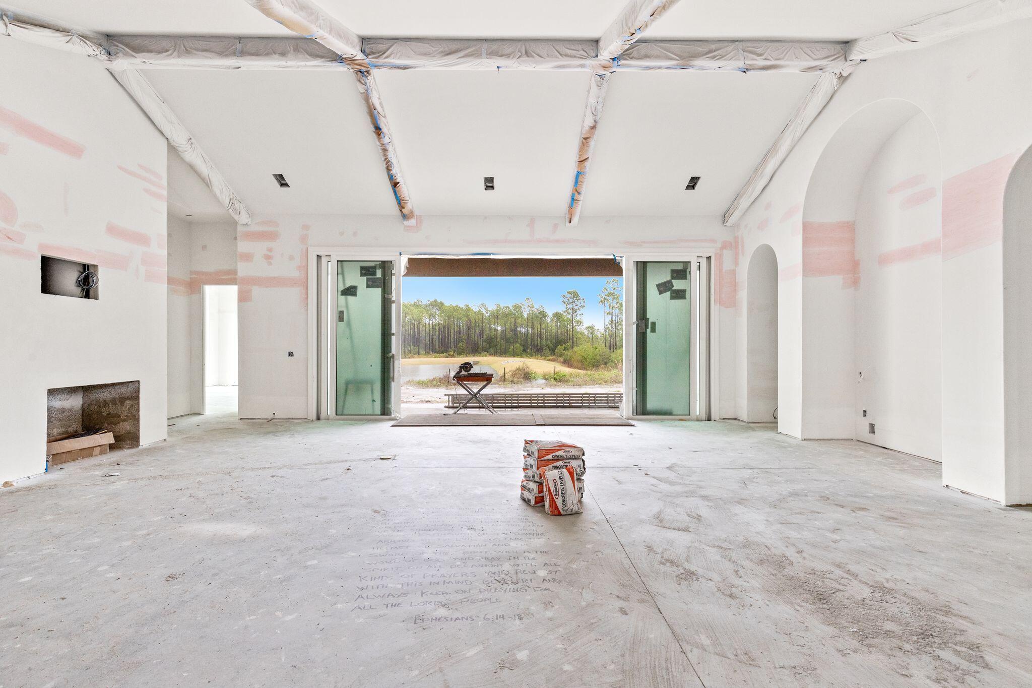 106 S Southern Cross Lane