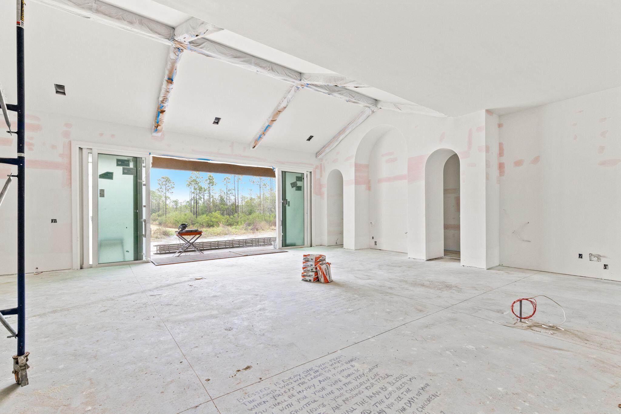 106 S Southern Cross Lane