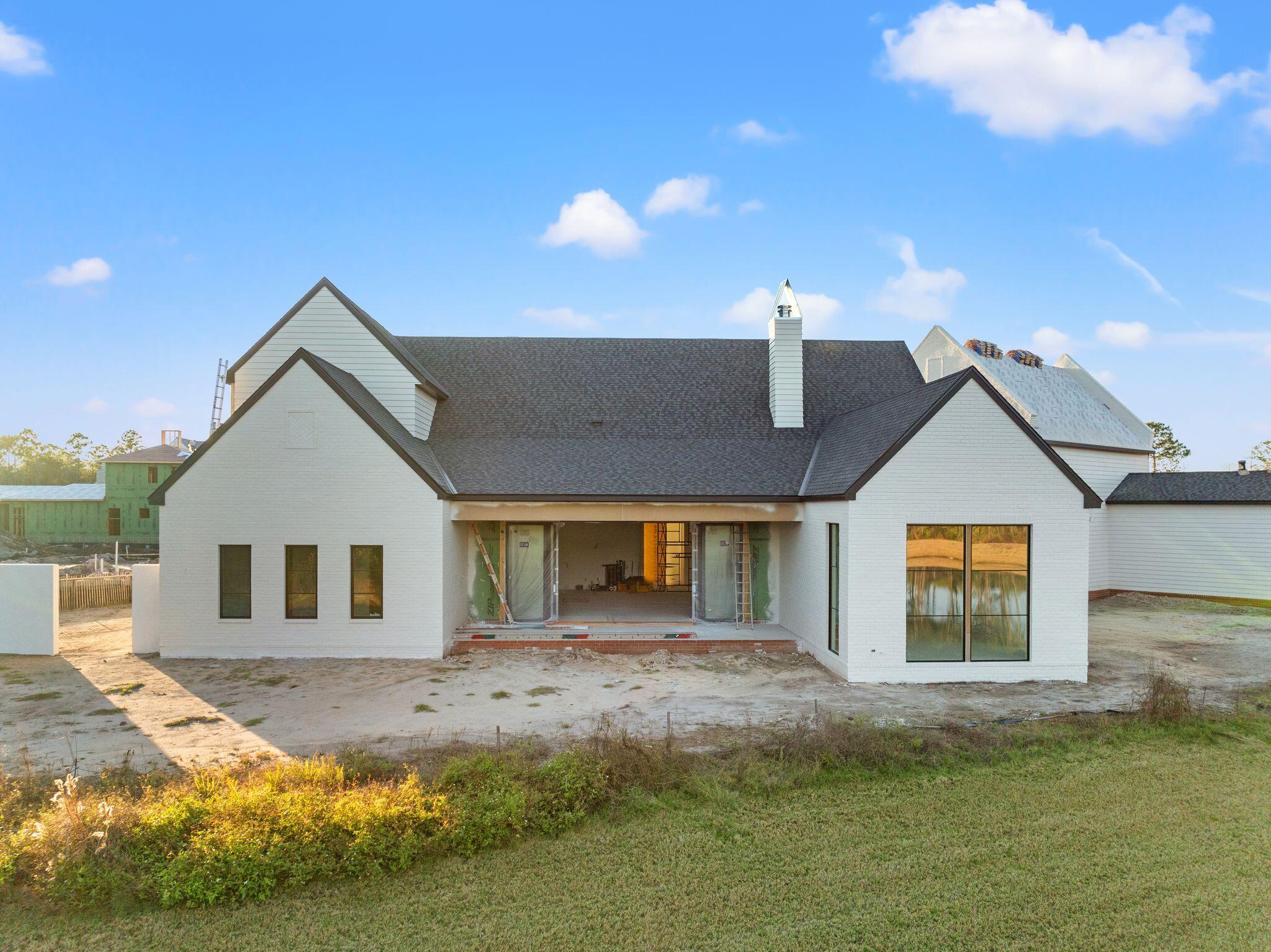 106 S Southern Cross Lane