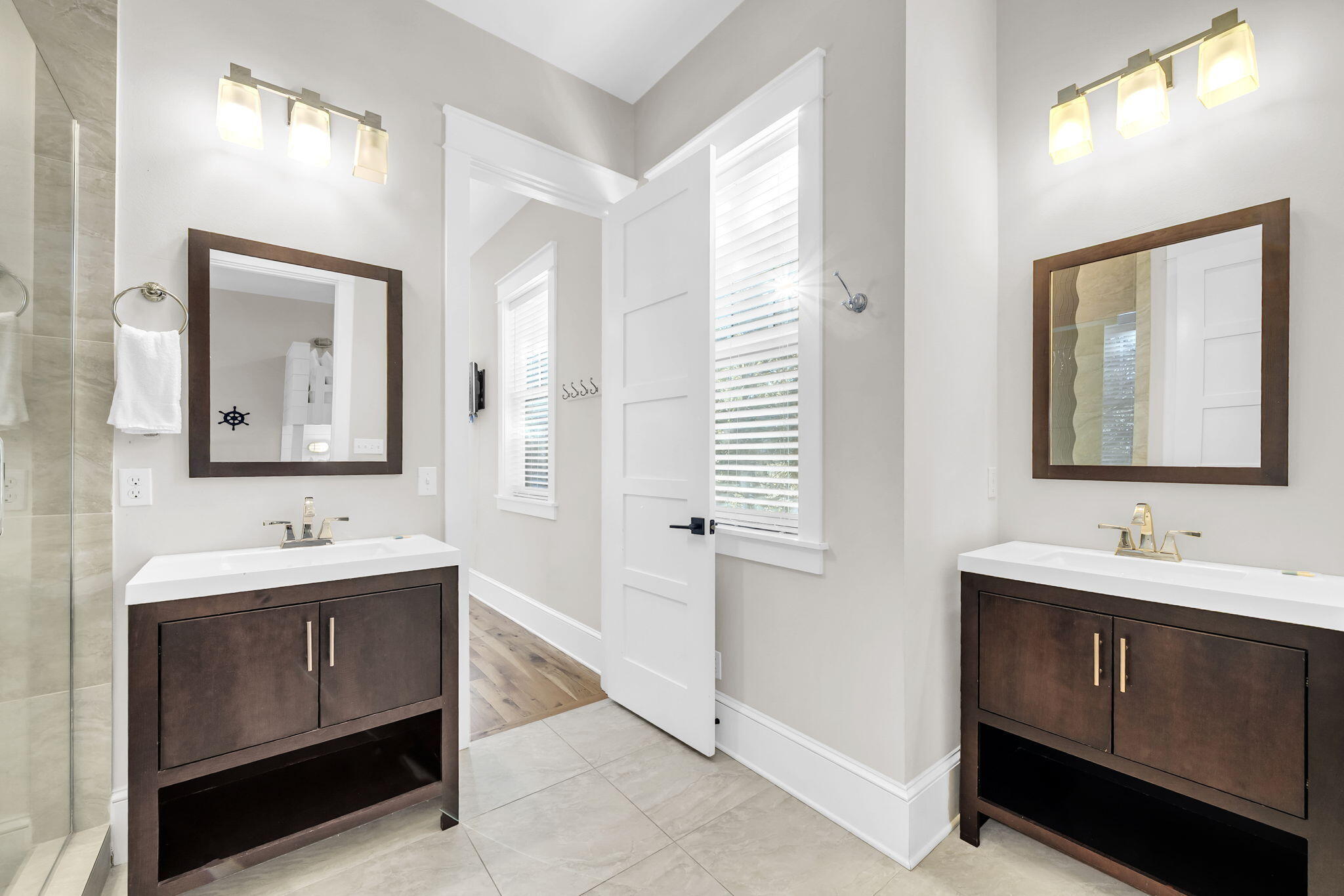 13 Eastern Lake Court